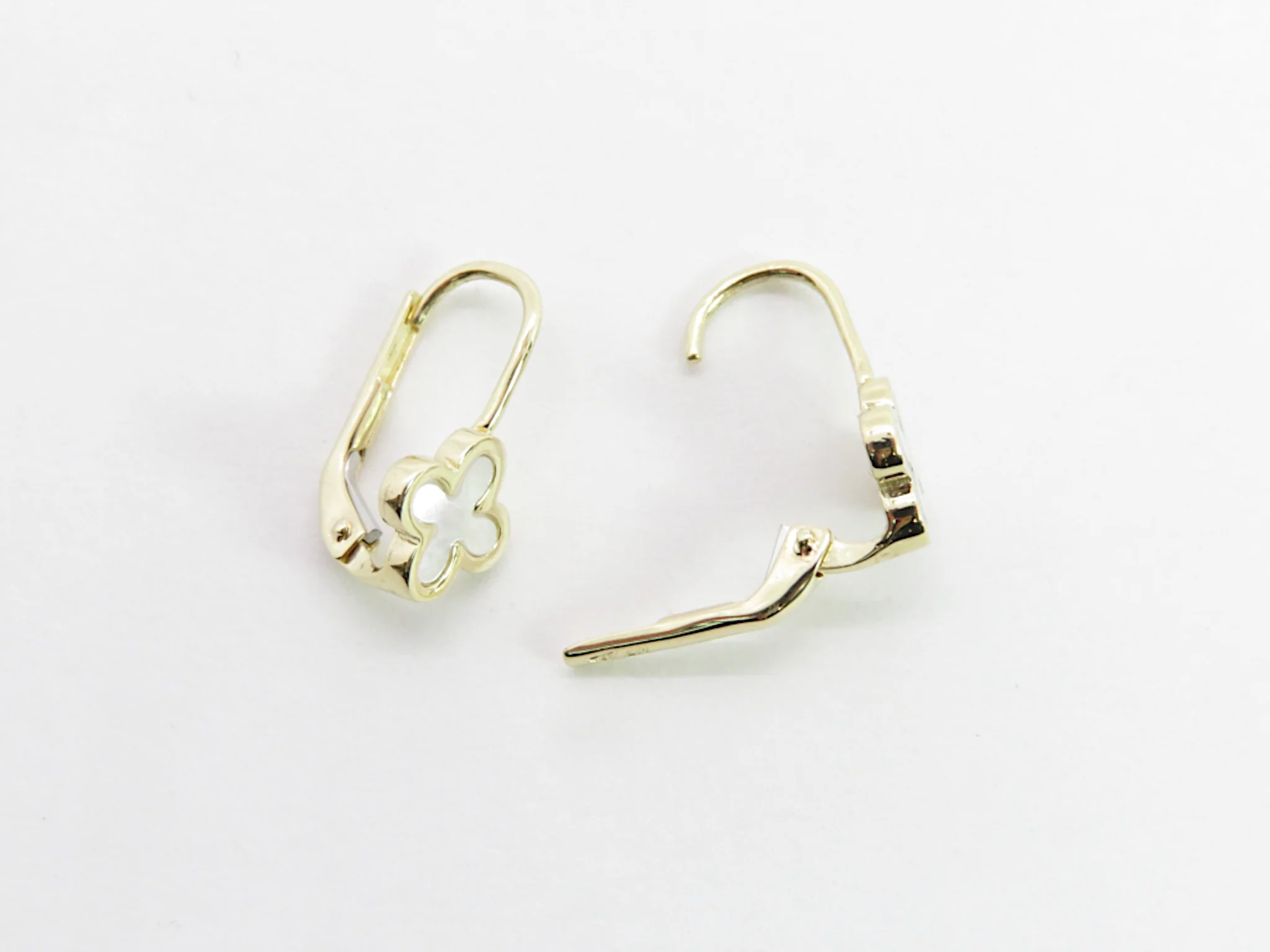 10k Bezel Mother of Pearl Clover Earrings - Image 6