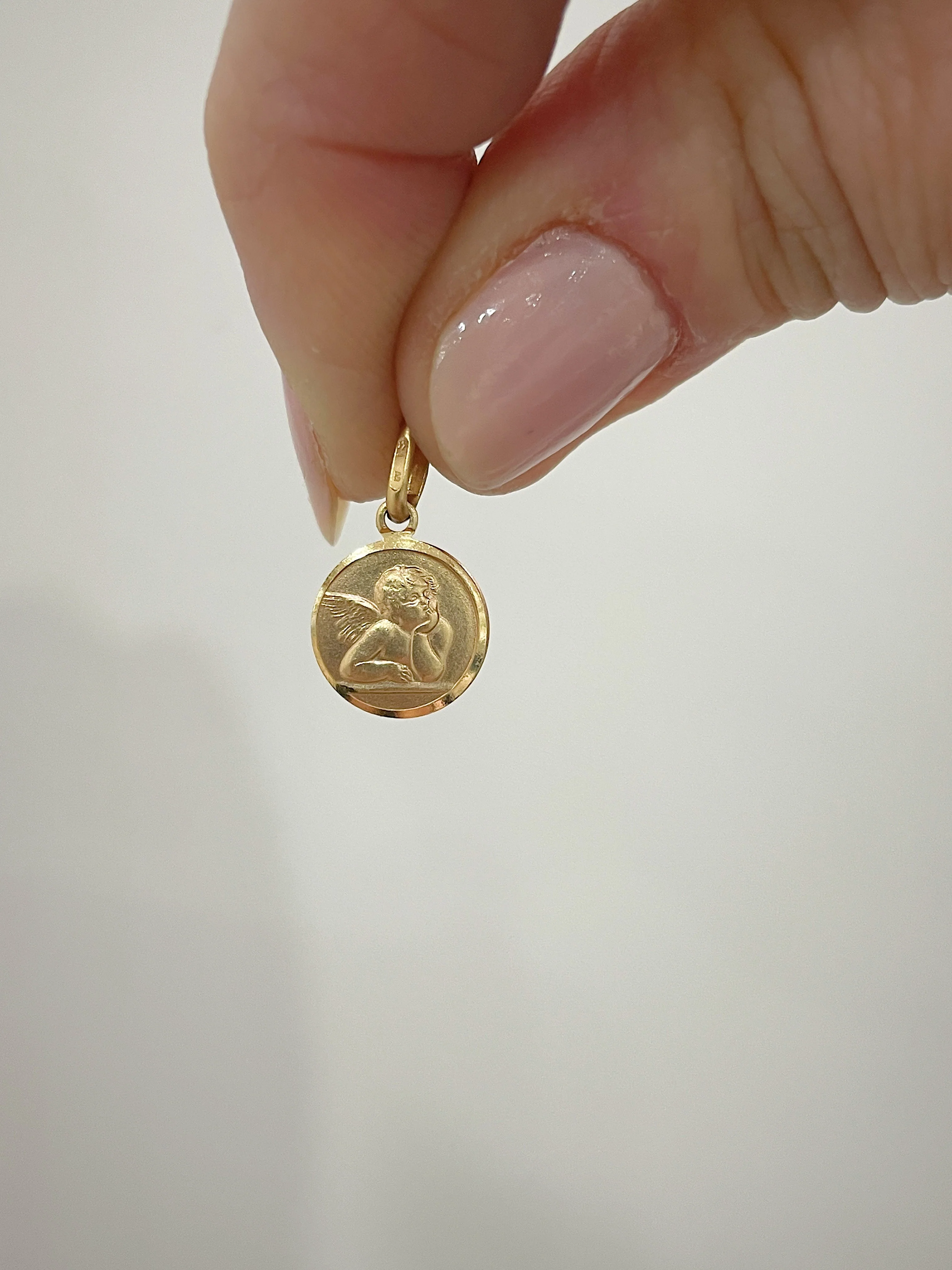 10k Yellow Gold Cherub Pendant - Image 5