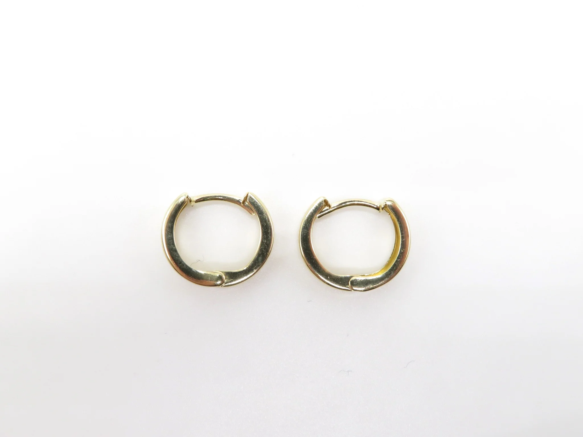 10k Yellow Gold Cigar Huggies - Image 5