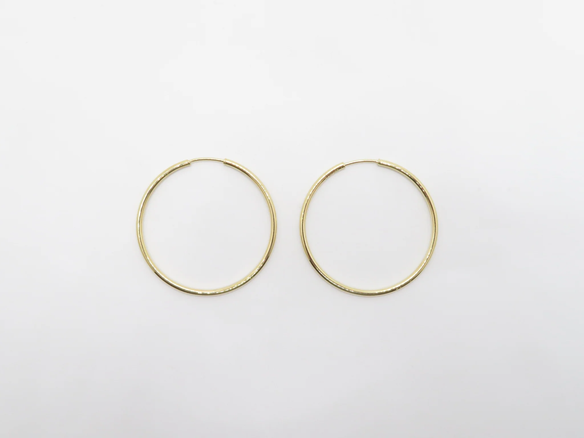 10k Yellow Gold Classic Light Sleeper - Image 14