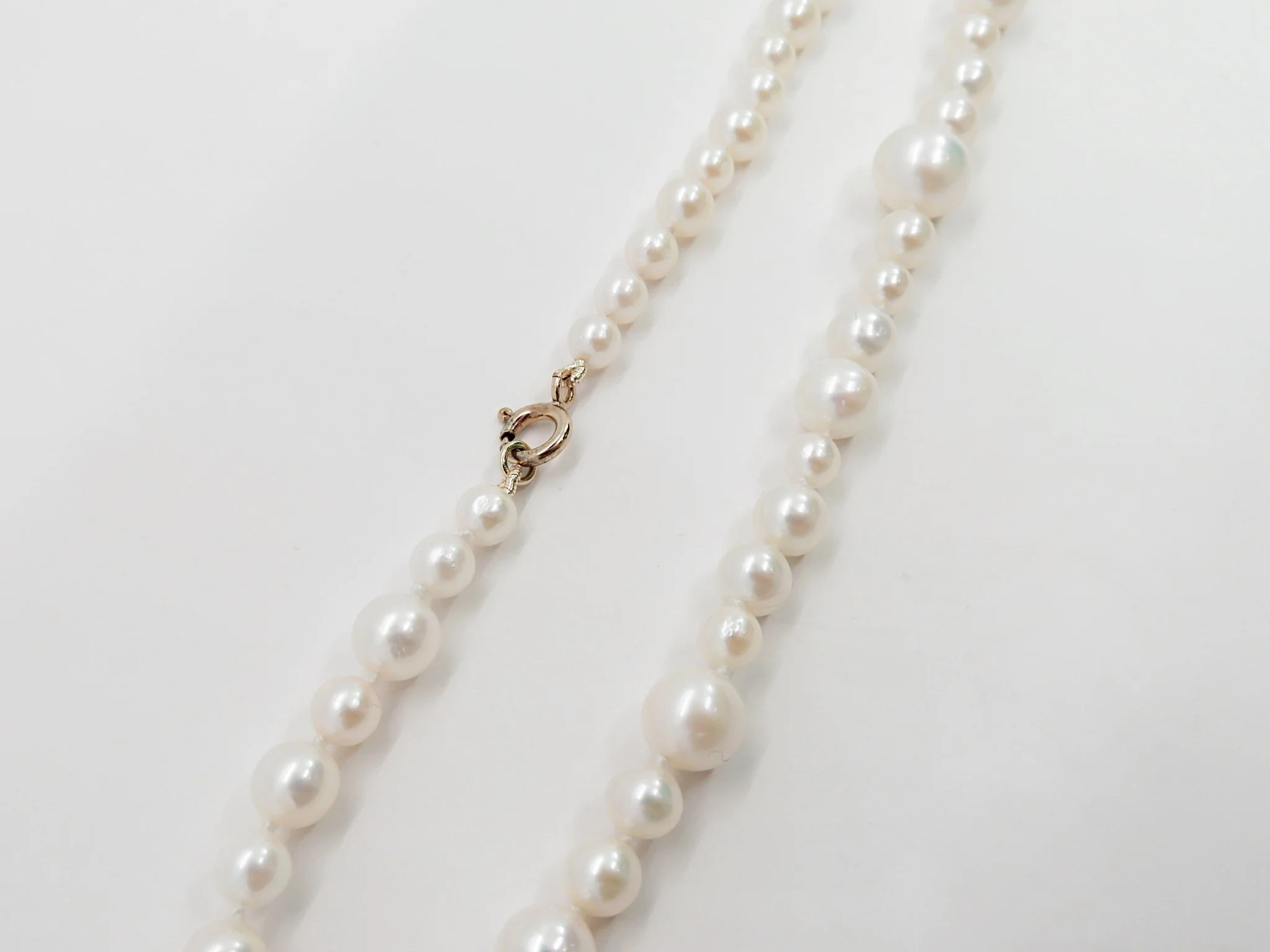 Elizabeth Fresh Water Pearl Necklace - Image 6