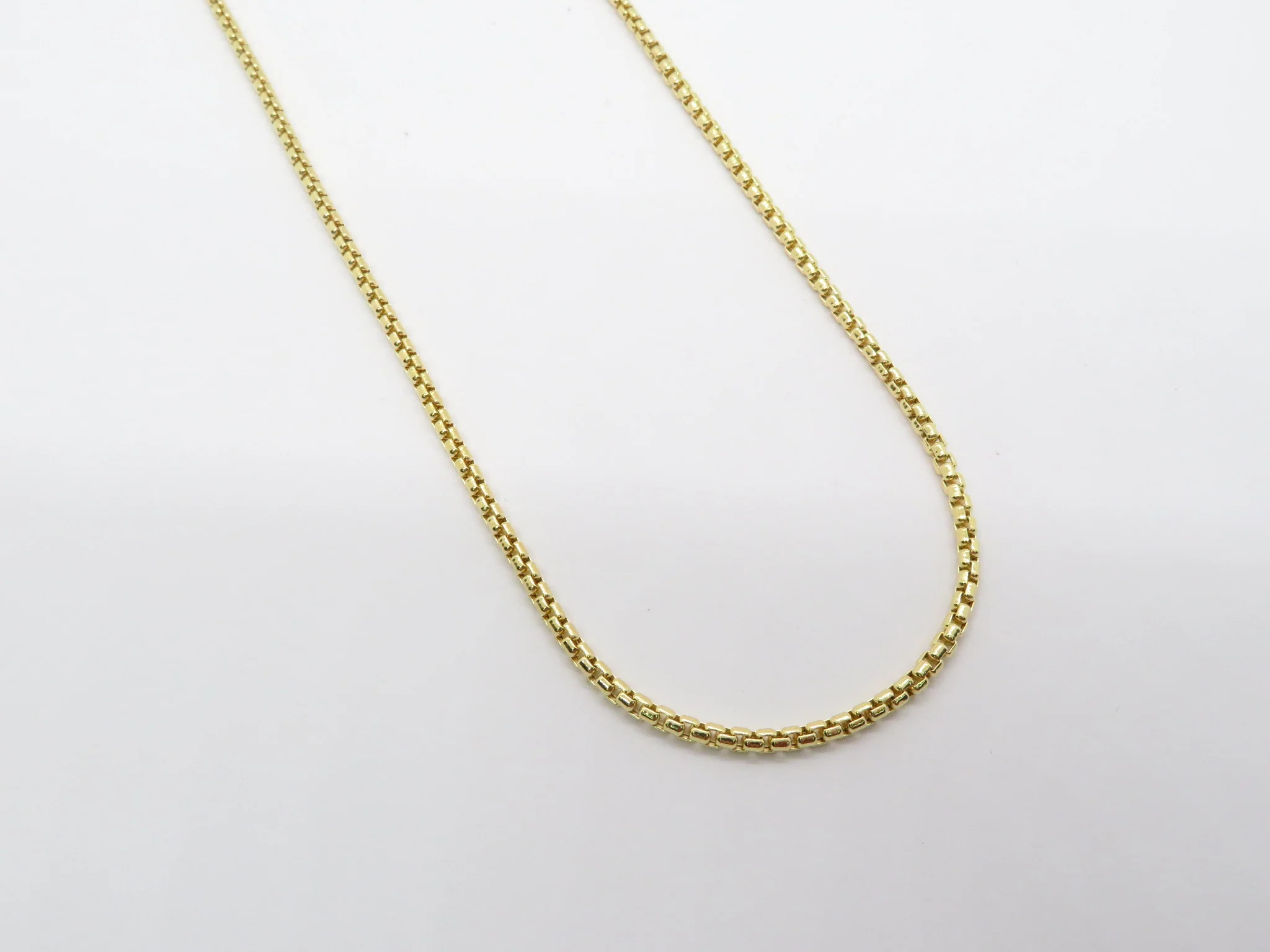 10k Yellow Gold Hollow Box Chain - Image 4