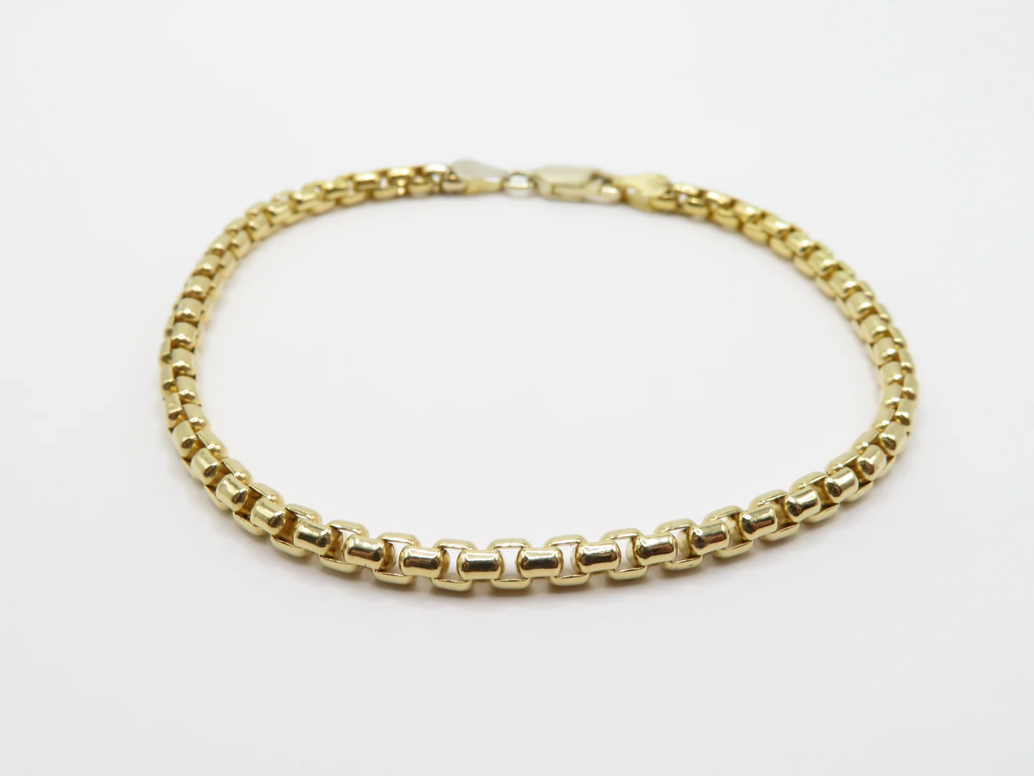 10k Yellow Gold Hollow Box Bracelet