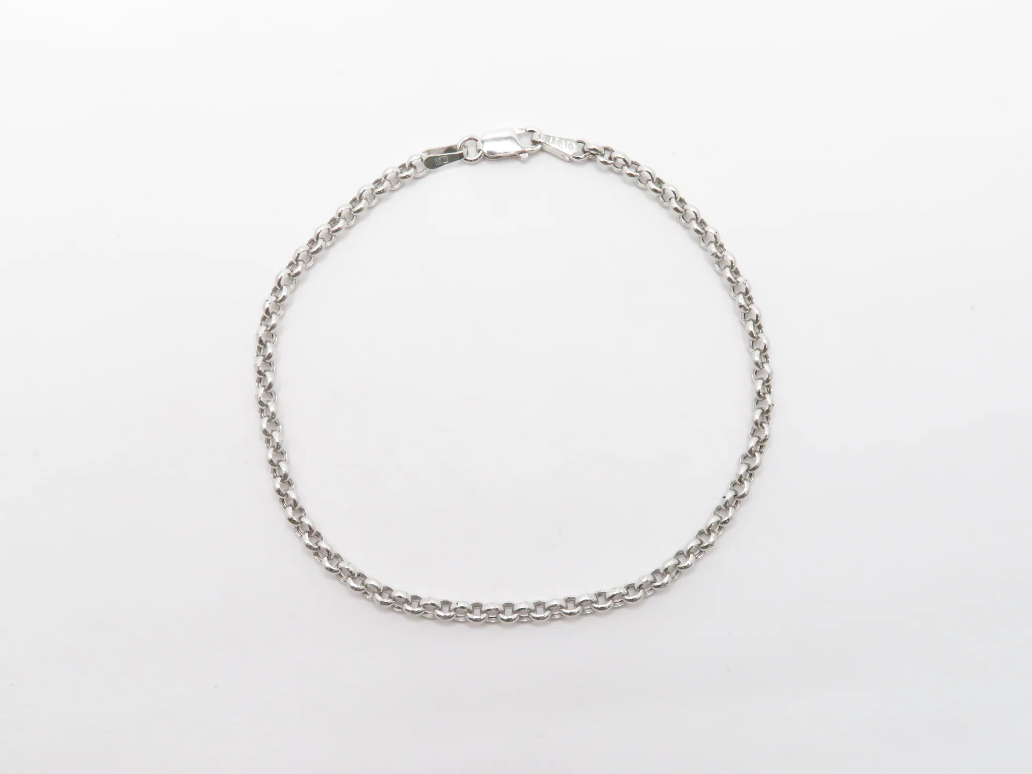 10k Gold Hollow Rolo Bracelet - Image 9