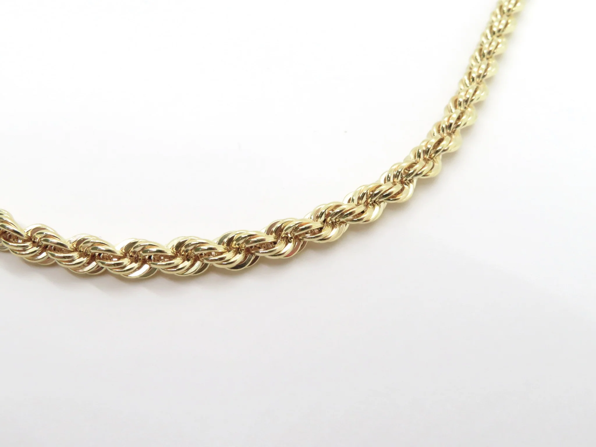 10k Yellow Gold Hollow Rope Chain - Image 3