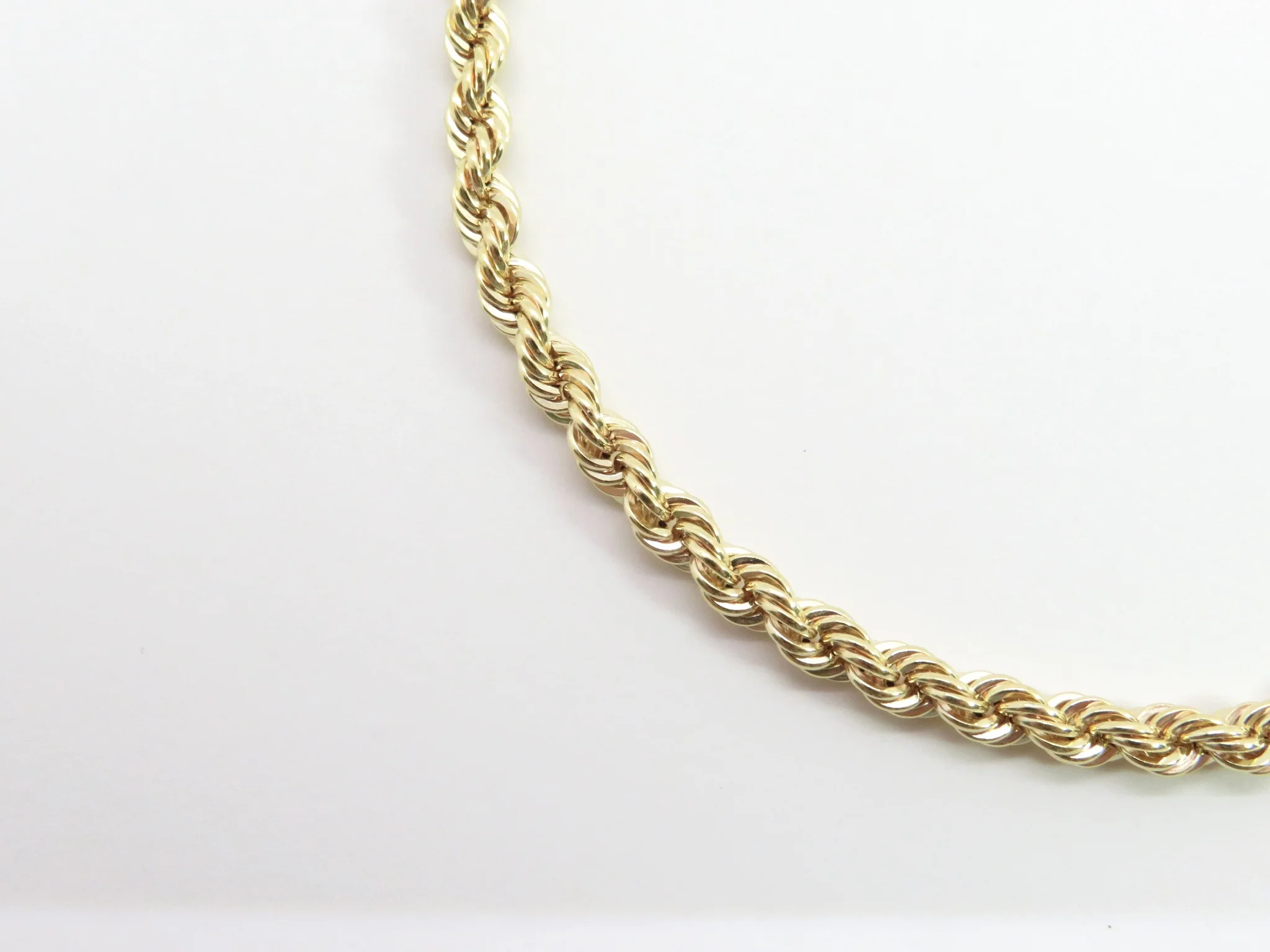 10k Yellow Gold Hollow Rope Chain - Image 7