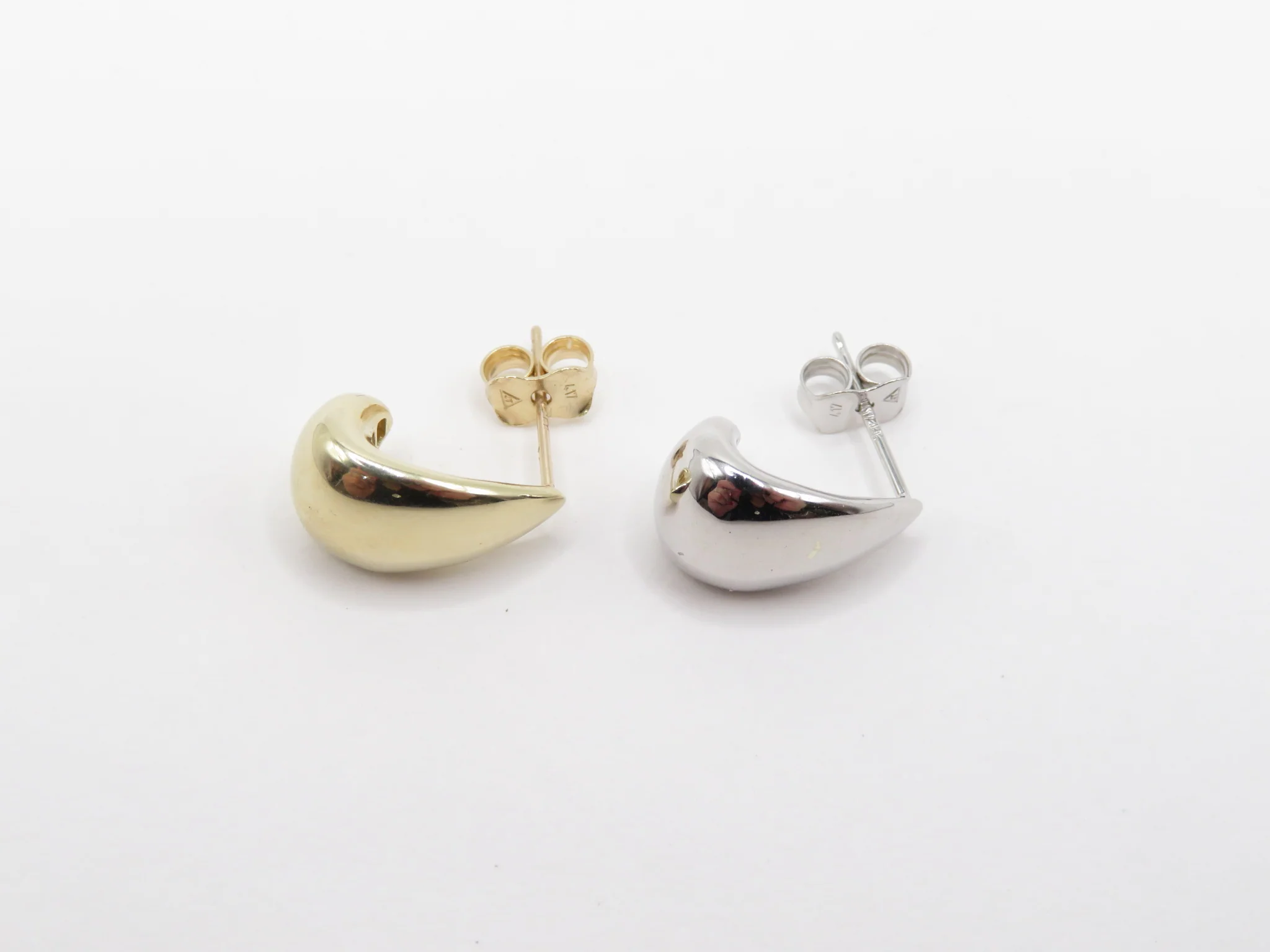 10k Gold Momo Earrings - Image 6