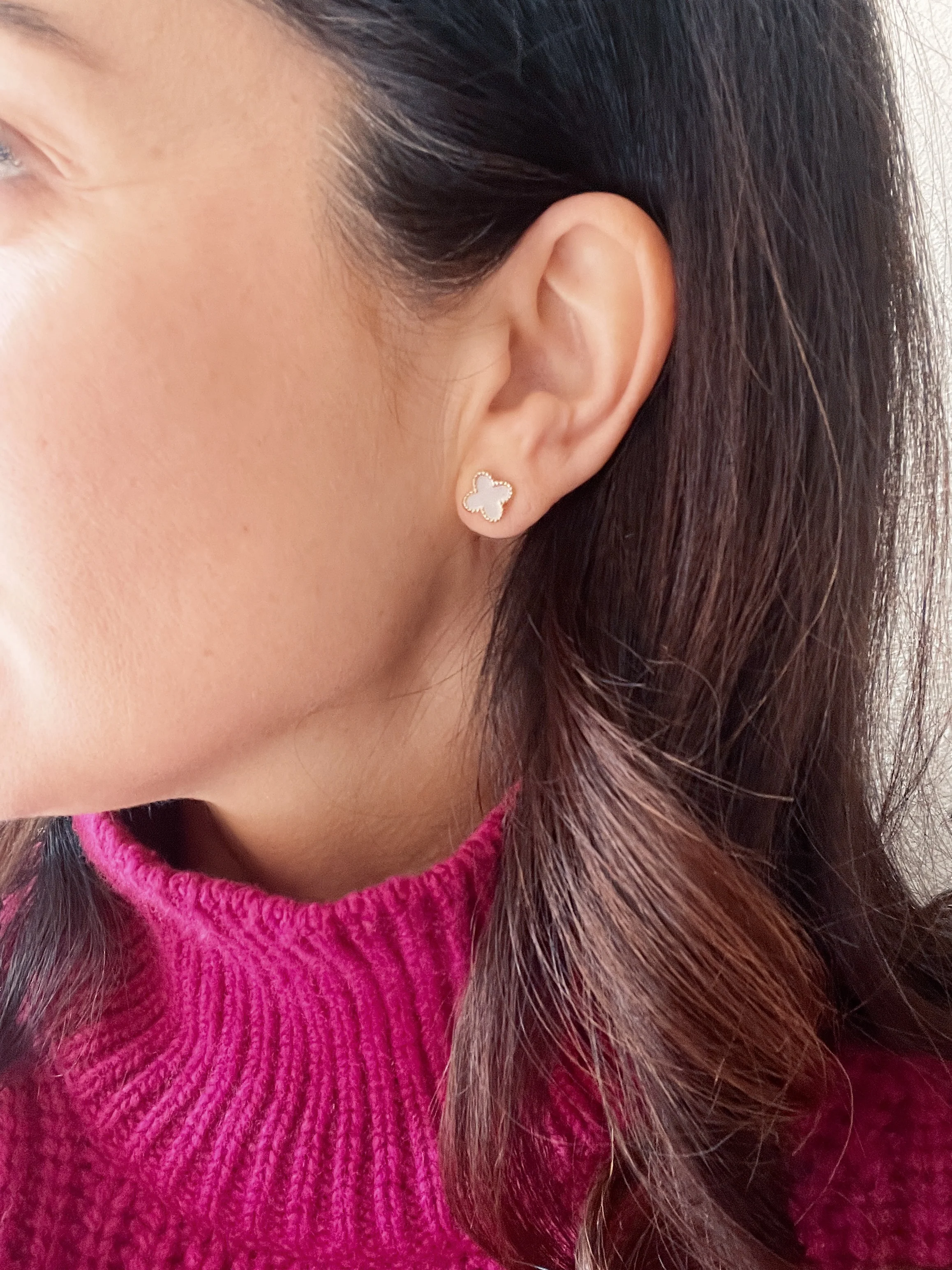 10k Mother of Pearl Clover Stud Earrings - Image 6