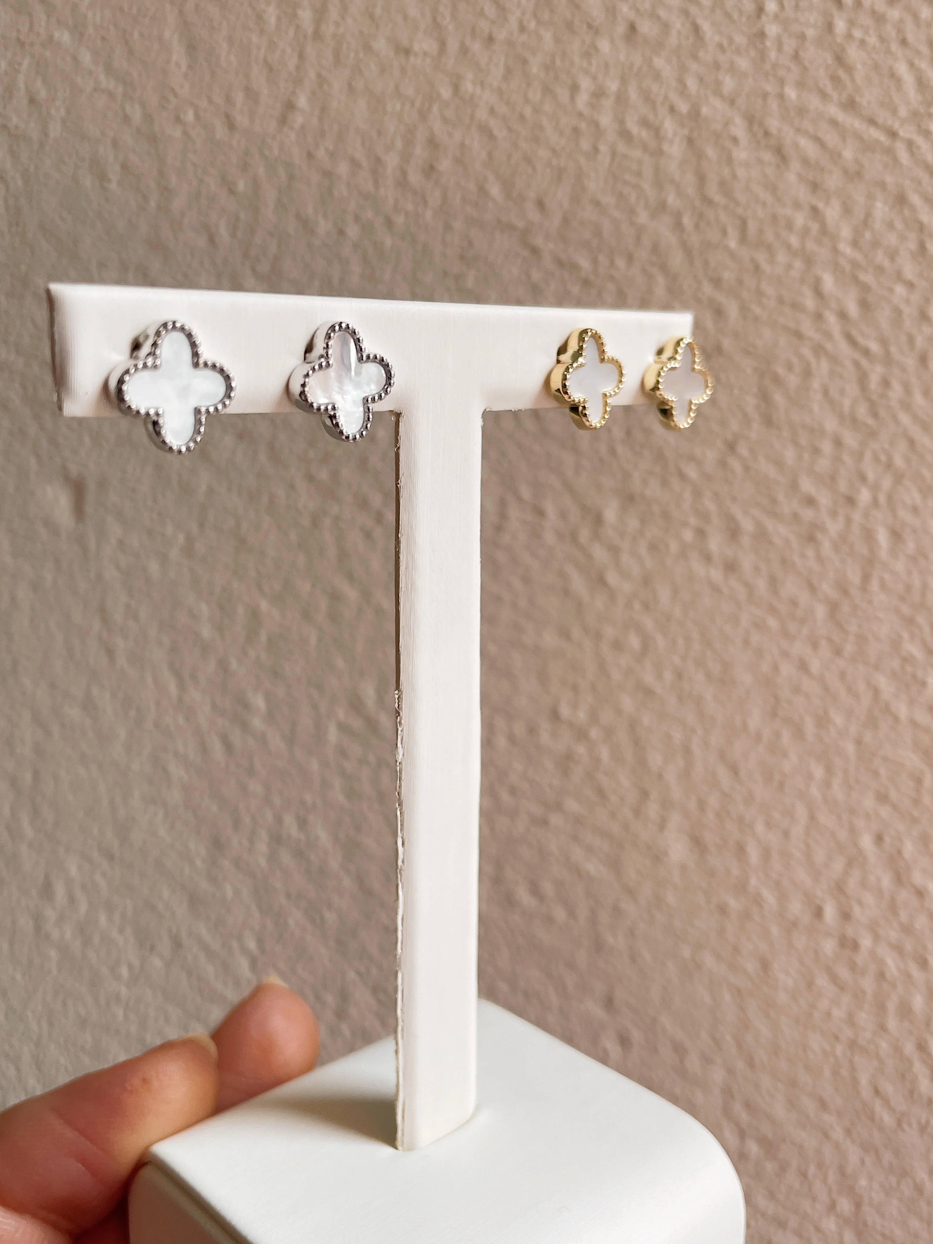 10k Mother of Pearl Clover Stud Earrings - Image 8