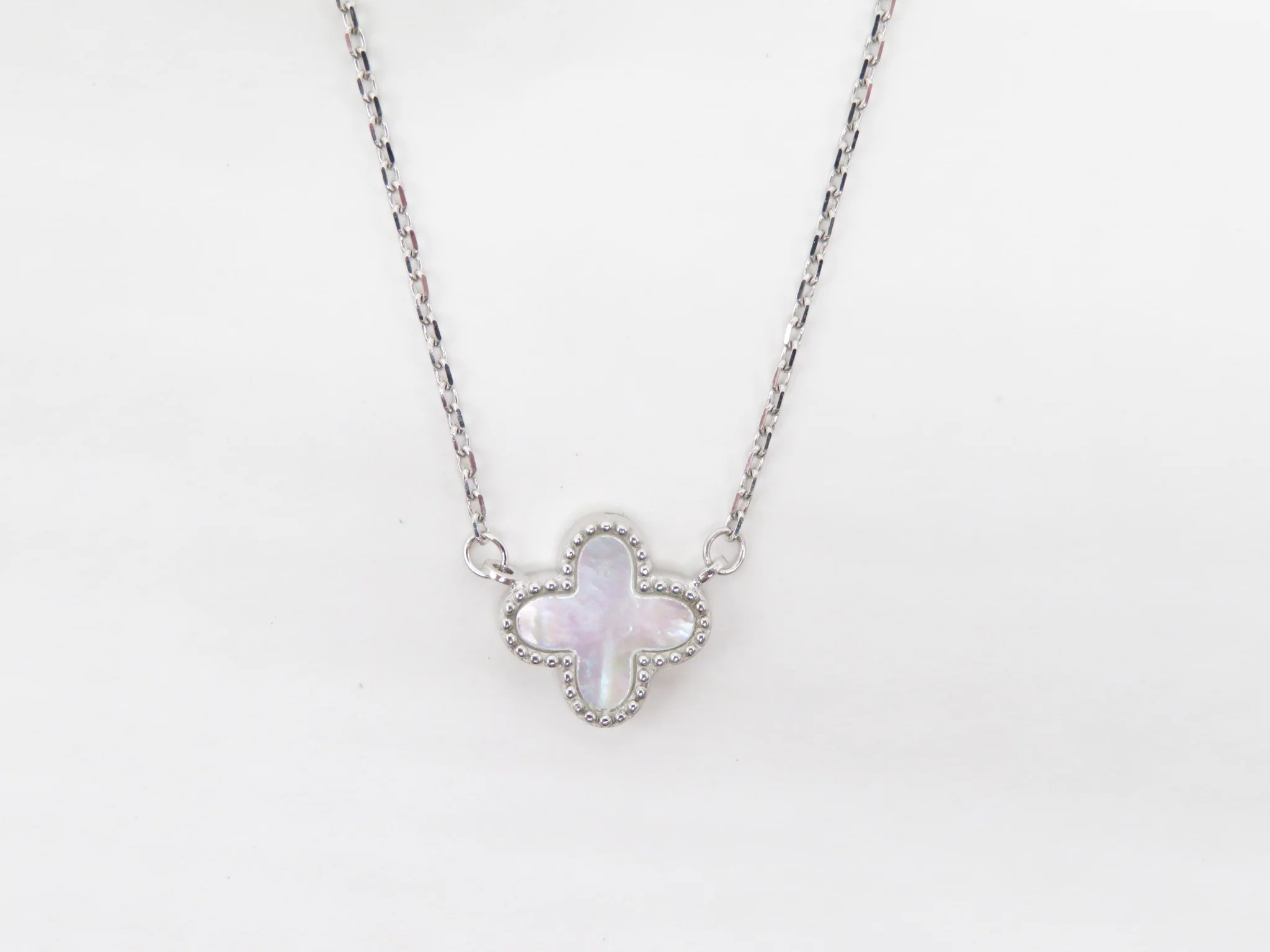 10k Mother of Pearl Clover Necklace - Image 5