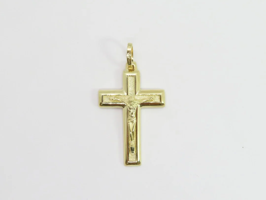10k Yellow Gold Portrait Crucifix