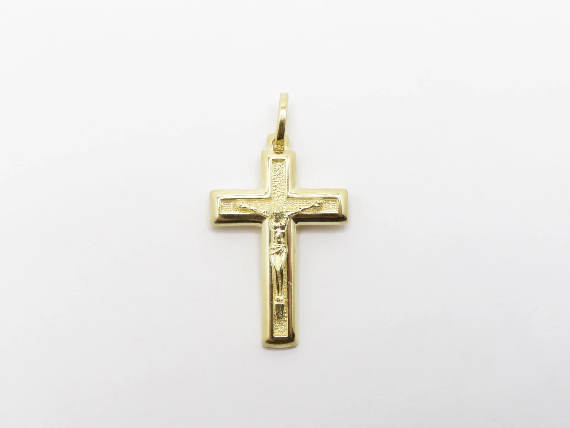 10k Yellow Gold Portrait Crucifix - Image 4