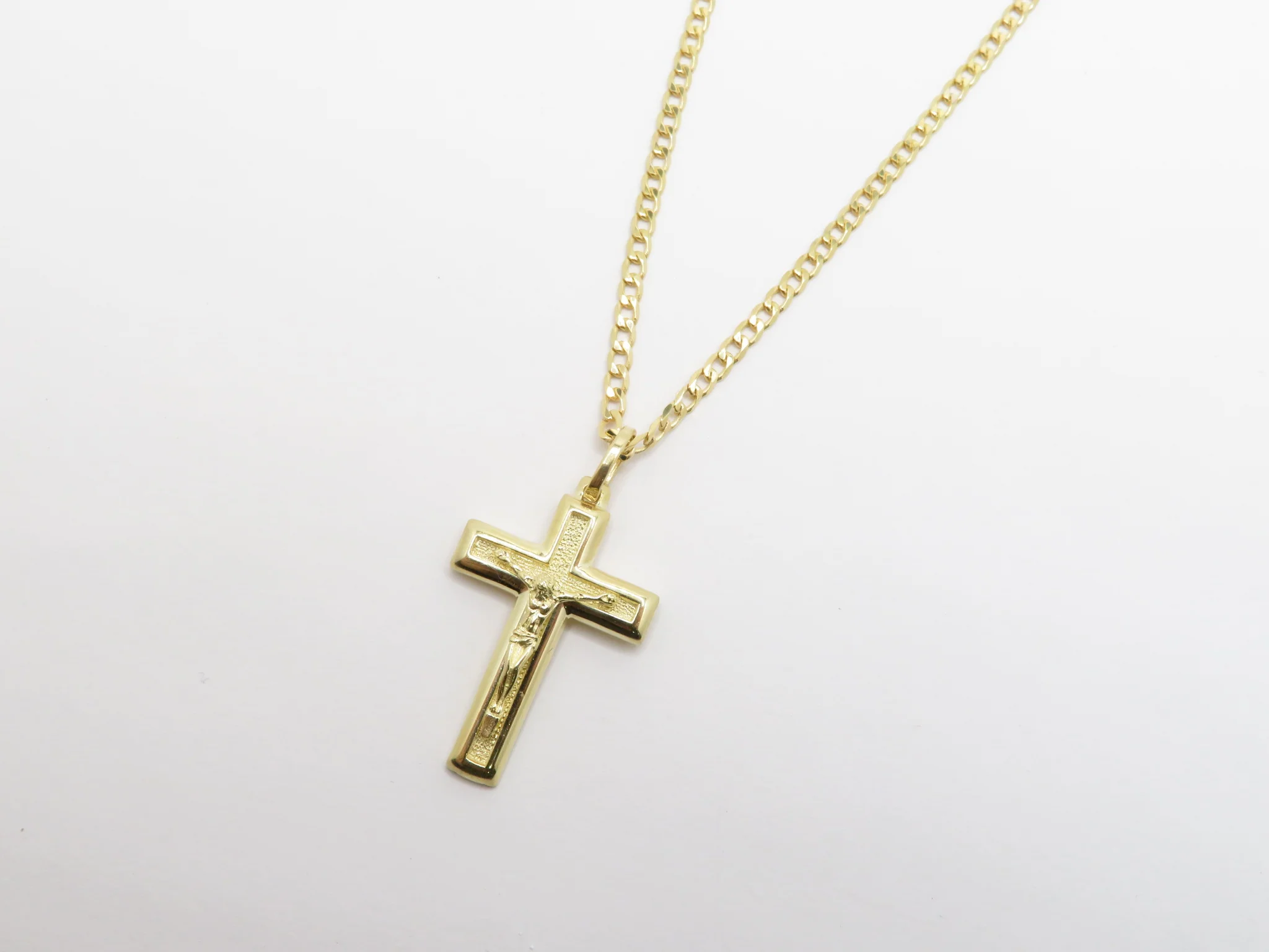 10k Yellow Gold Portrait Crucifix - Image 5
