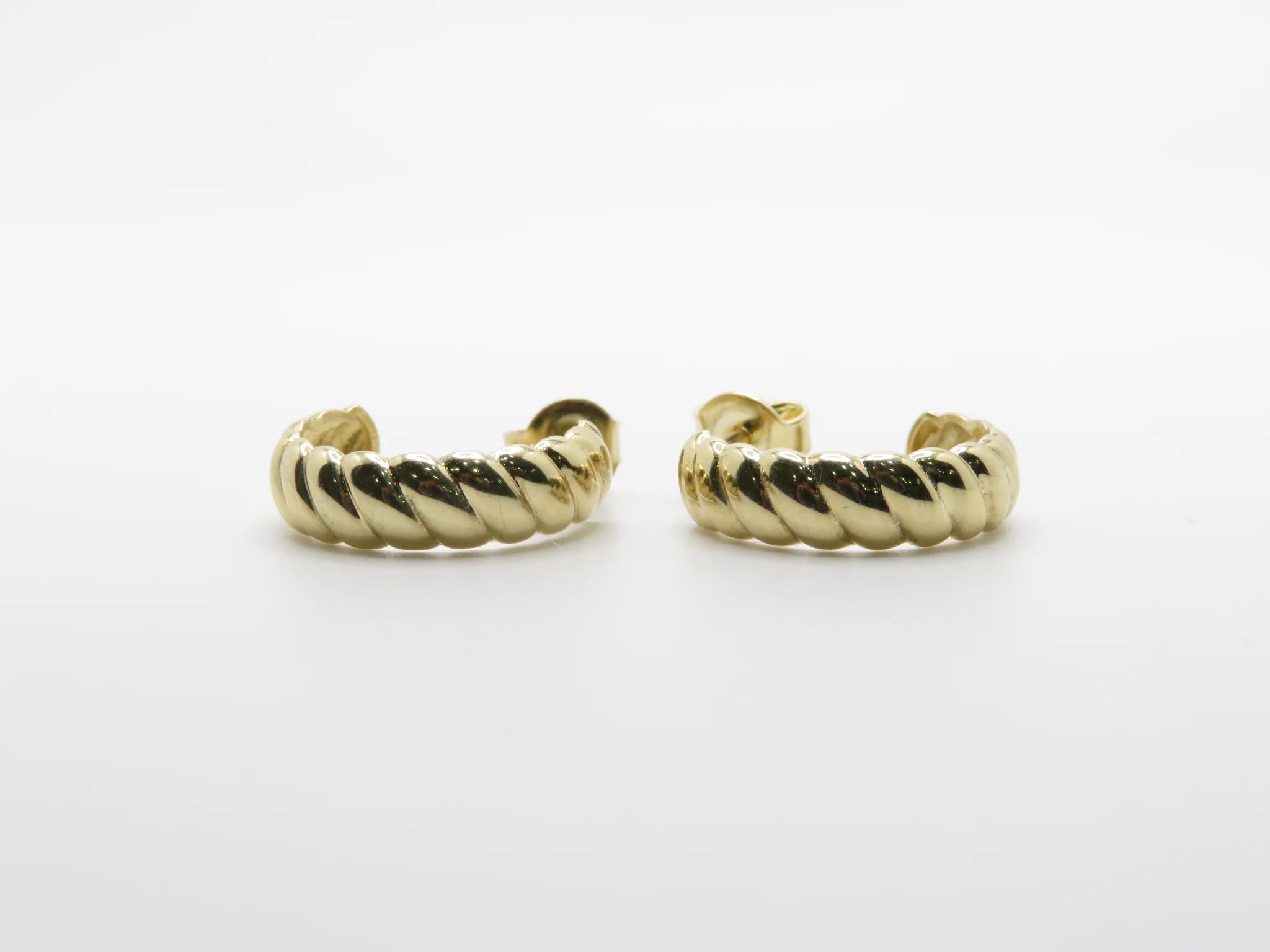 10k Yellow Gold Ripple Huggies - Image 6