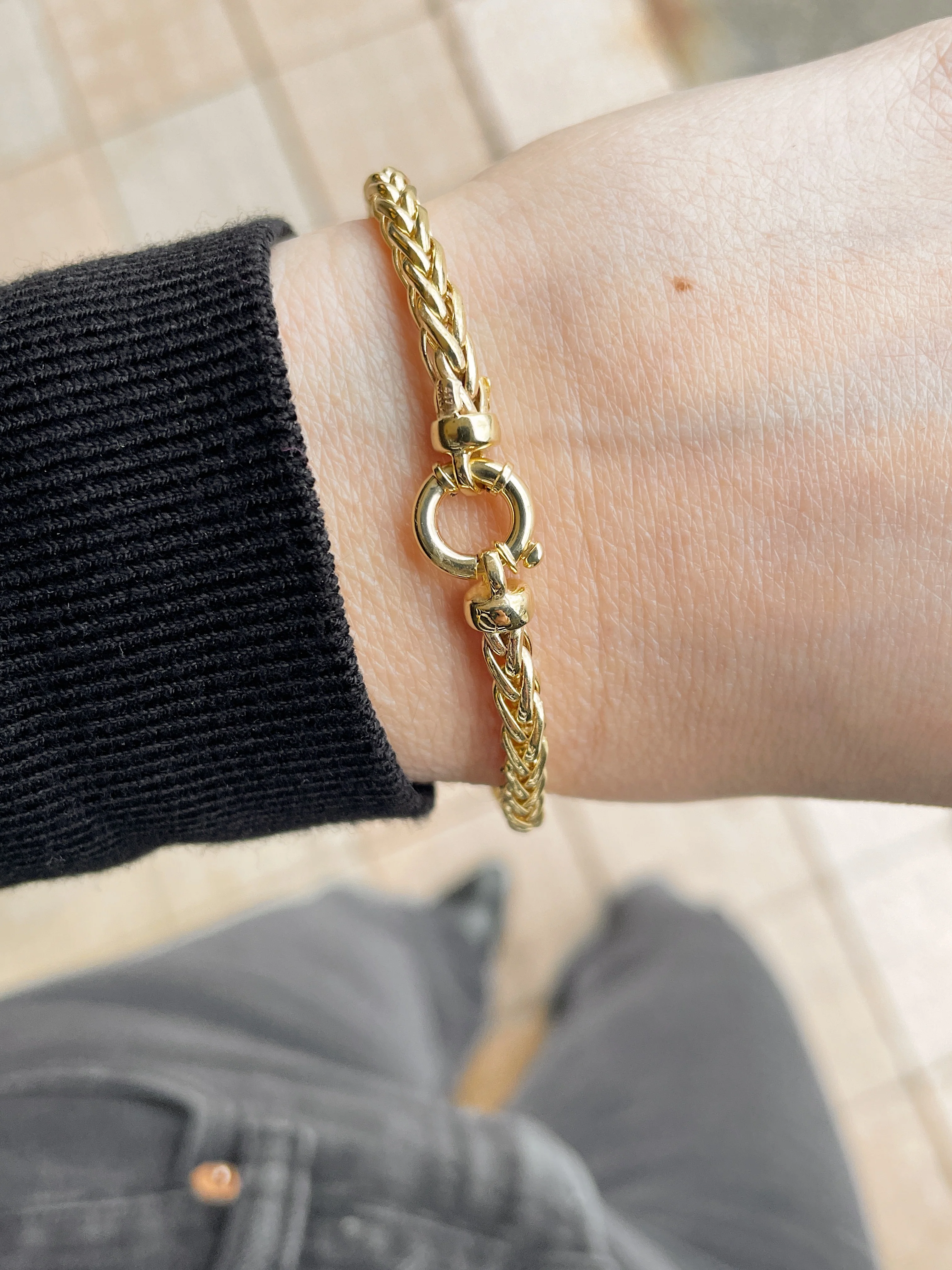 10k Yellow Gold Rounded Wheat Bracelet - Image 2