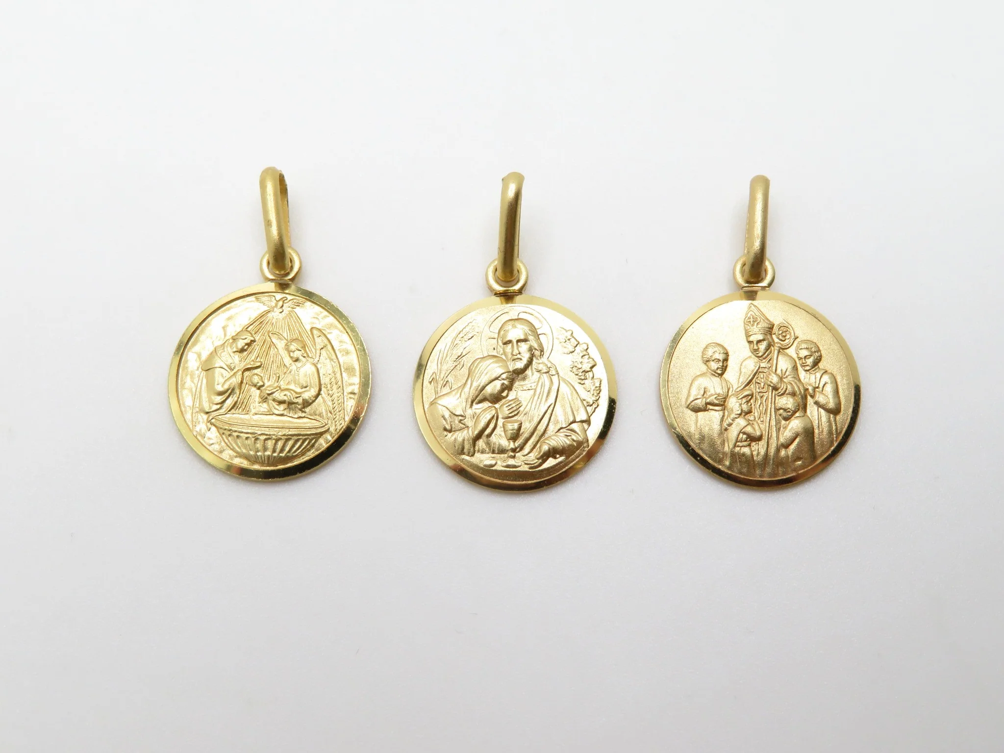 10k Yellow Gold Sacrament Pendant