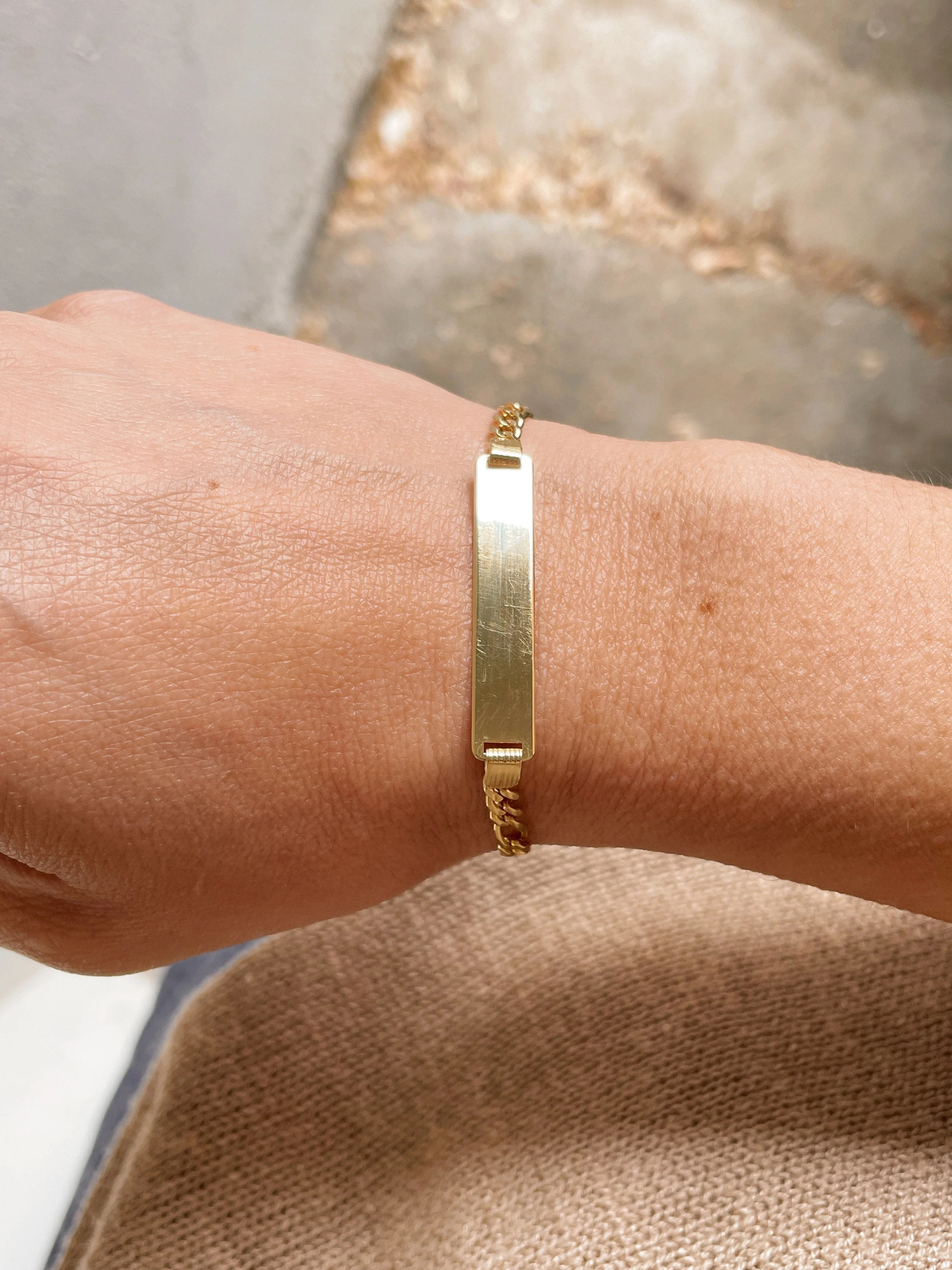 10k Yellow Gold Figaro ID Bracelet - Image 4