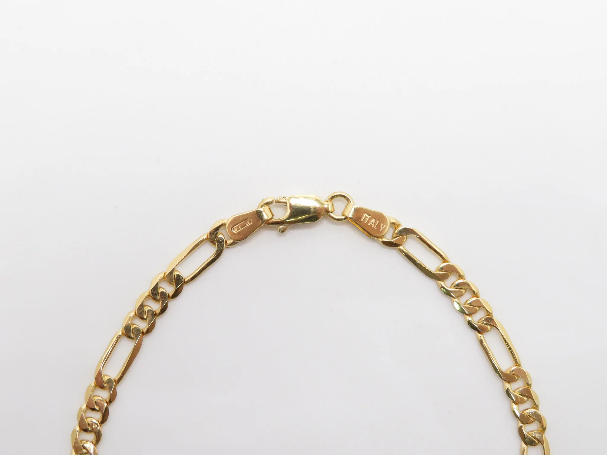 10k Yellow Gold Solid Figaro 8" Bracelet - Image 3