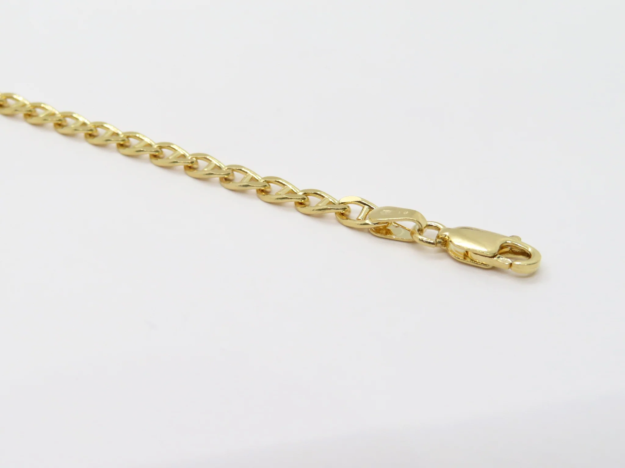 10k Yellow Gold Flat Anchor Long Bracelet - Image 4