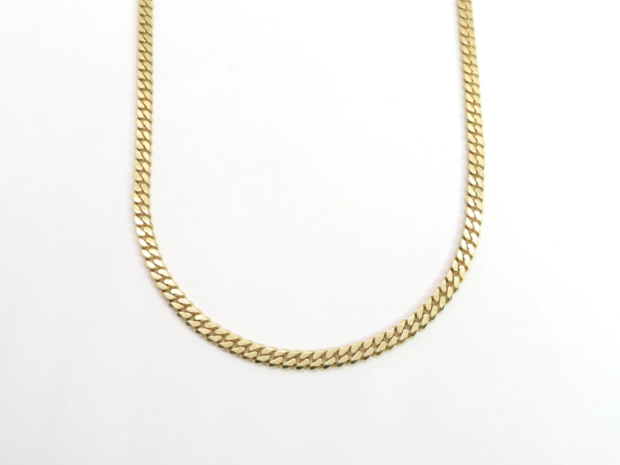 10k Yellow Gold Solid Flat Bevelled Chain - Image 3