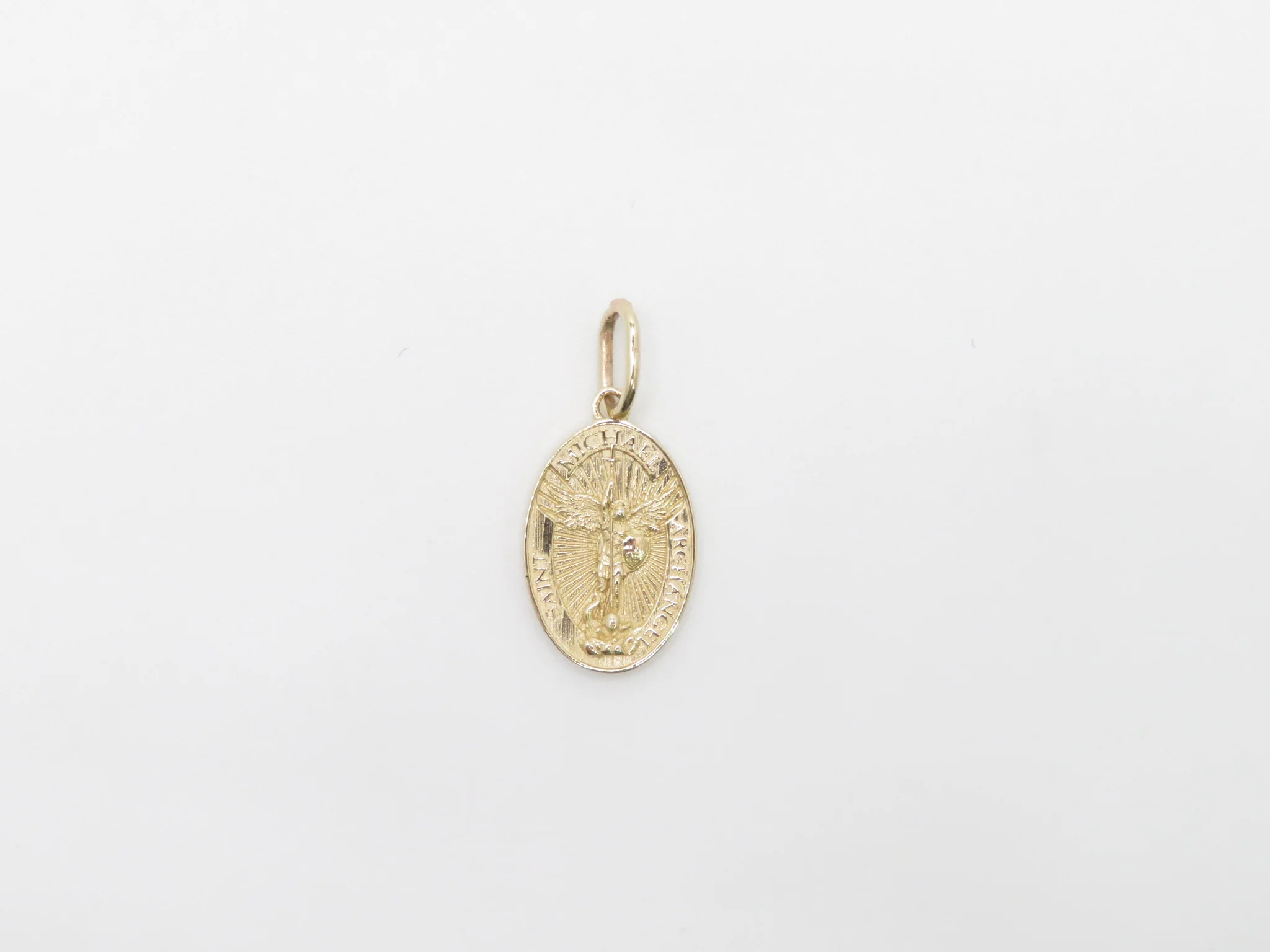 10k Yellow Gold St. Michael Oval Medal - Image 3