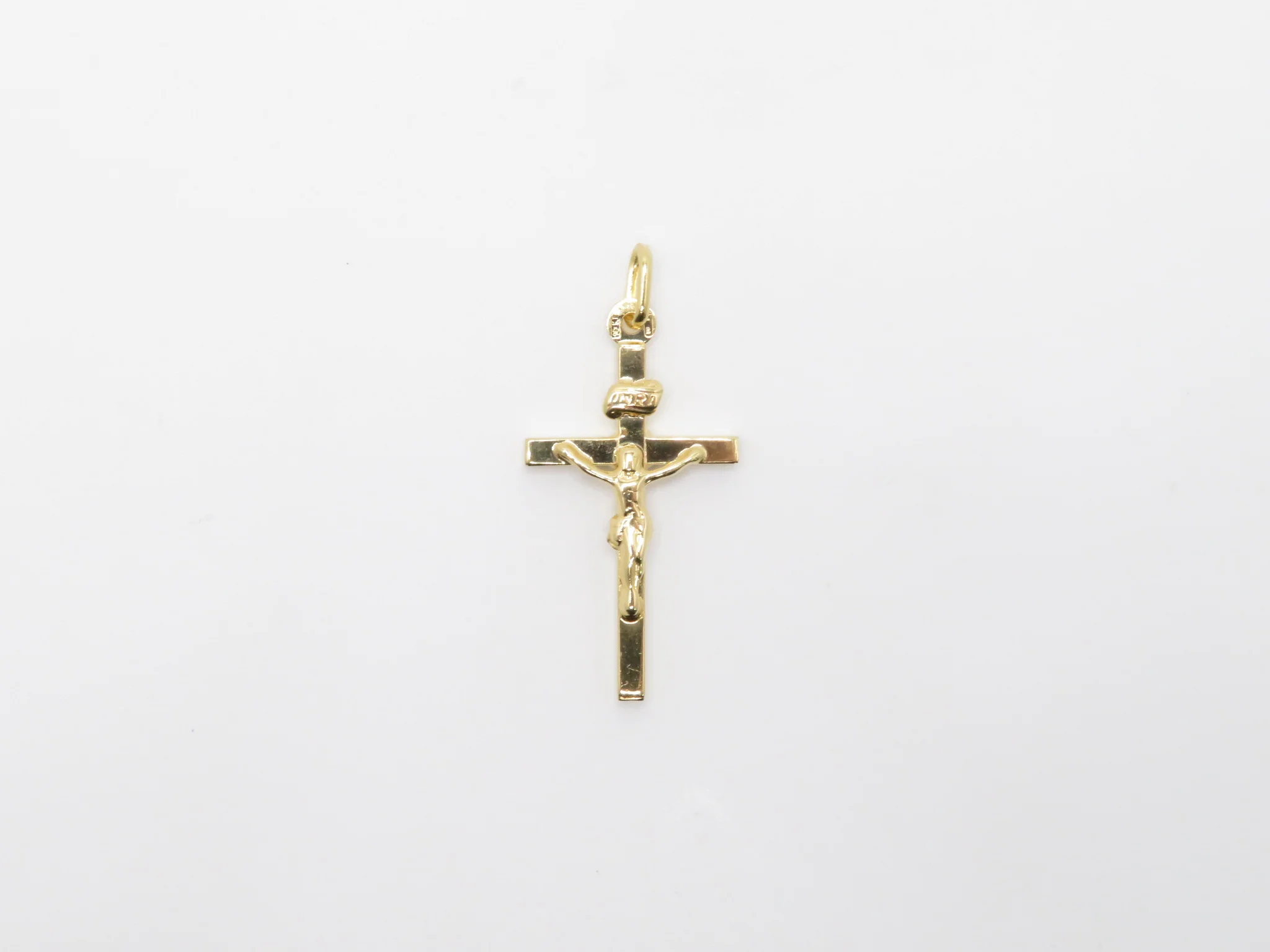 10k Yellow Gold Traditional Squared Crucifix - Image 2