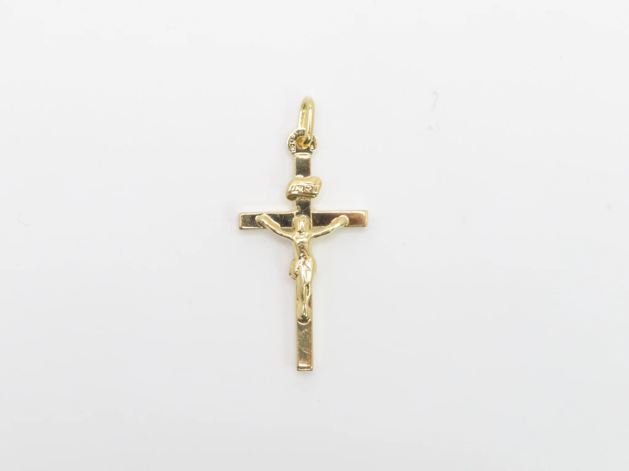 10k Yellow Gold Traditional Squared Crucifix - Image 6