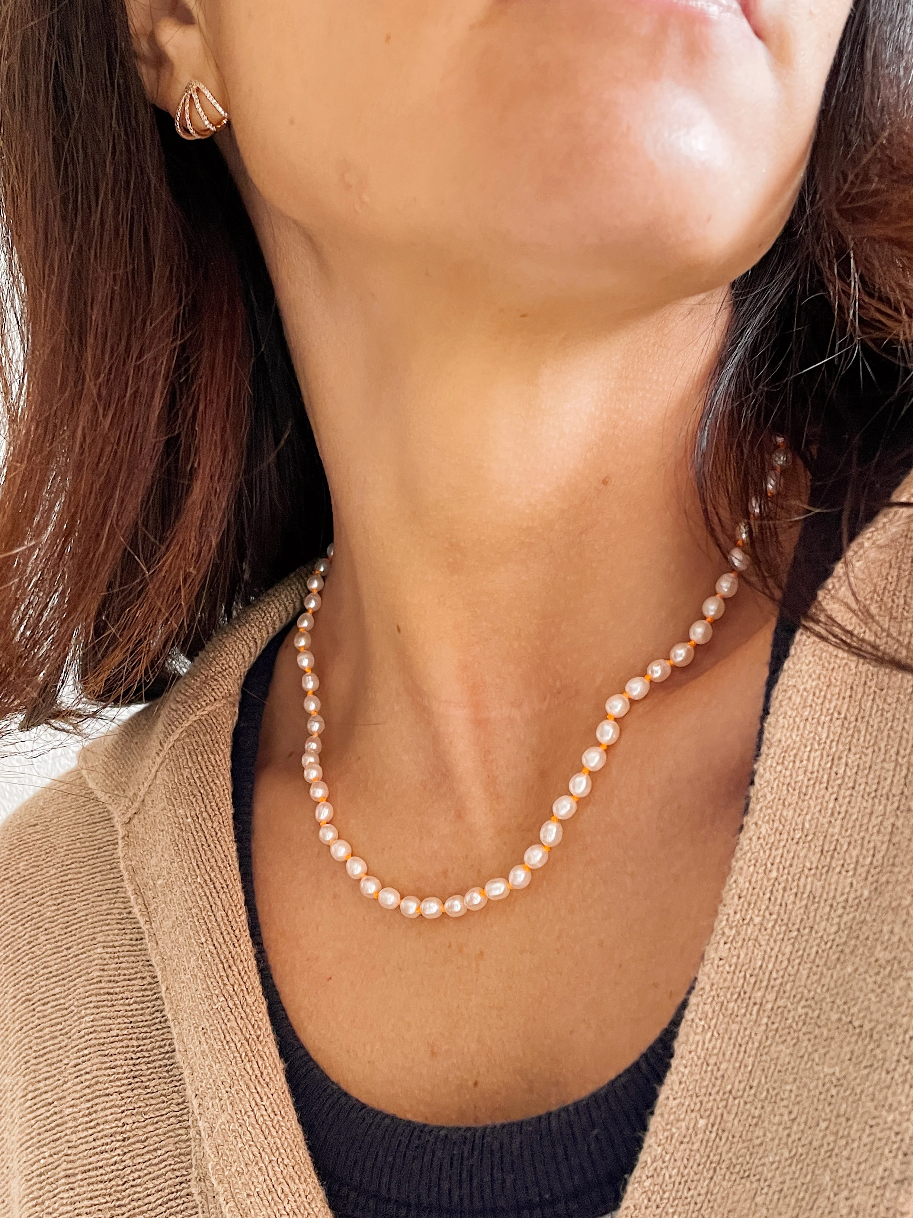 10k Vibrant Strand Fresh Water Pearls - Image 10