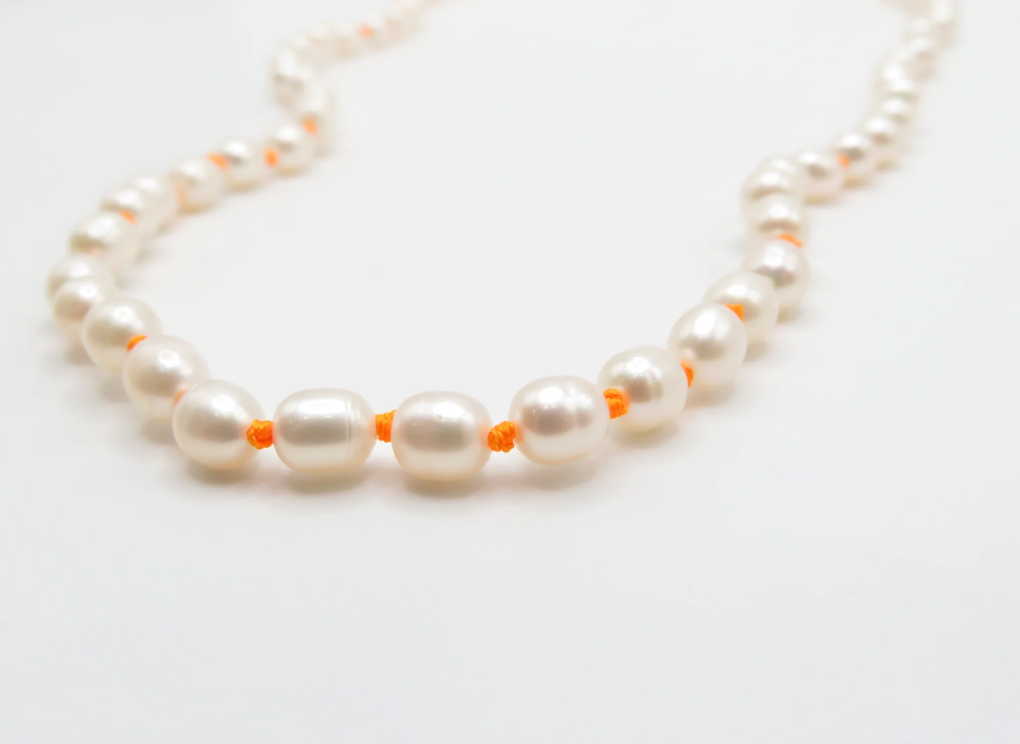 10k Vibrant Strand Fresh Water Pearls - Image 11
