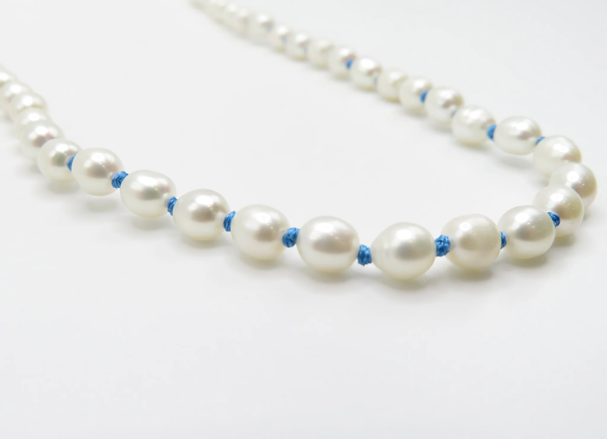 10k Vibrant Strand Fresh Water Pearls - Image 3