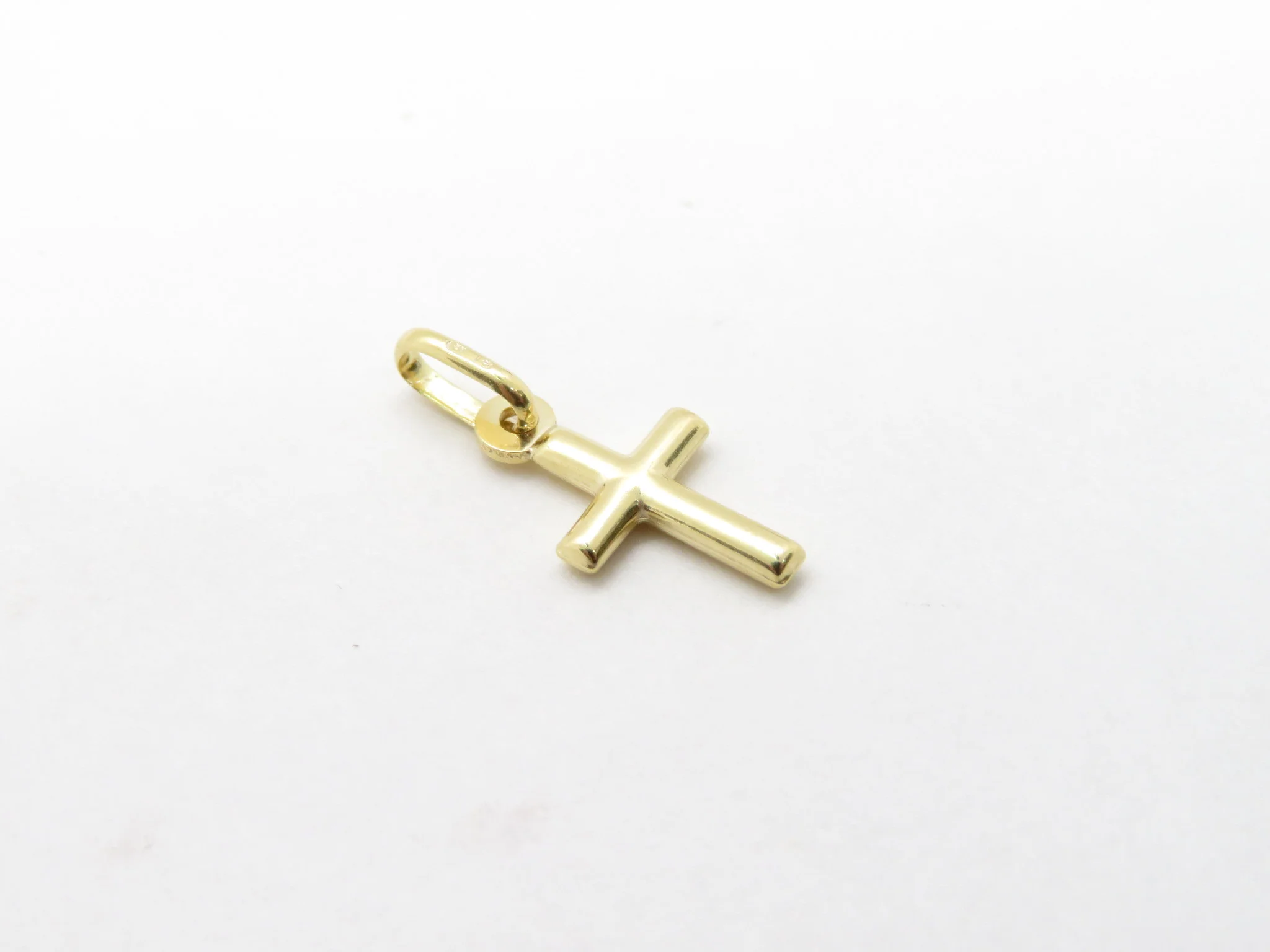 10k Yellow Gold Plain Traditional Cross - Image 4