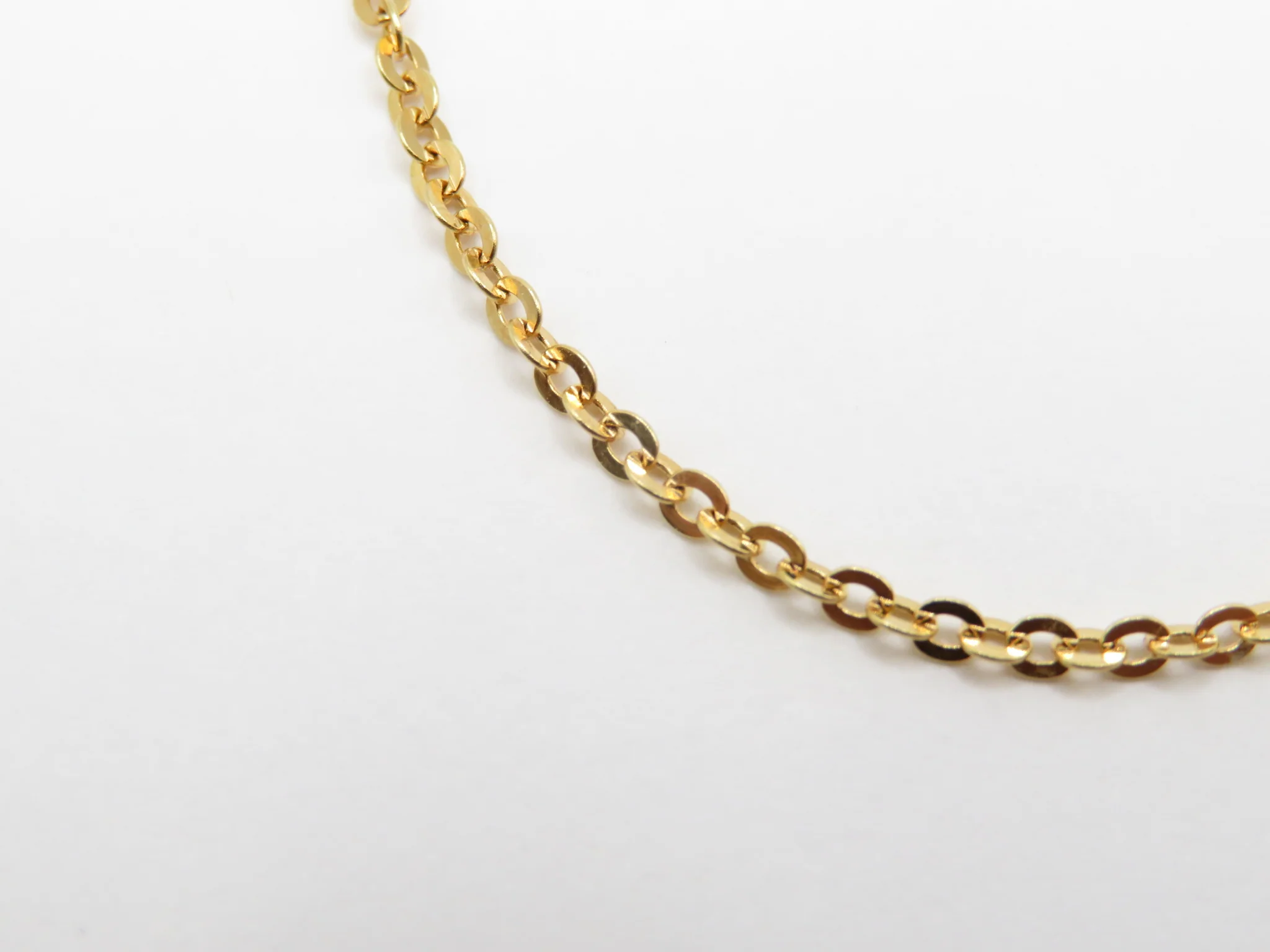 10k Yellow Gold Cable Chain - Image 4