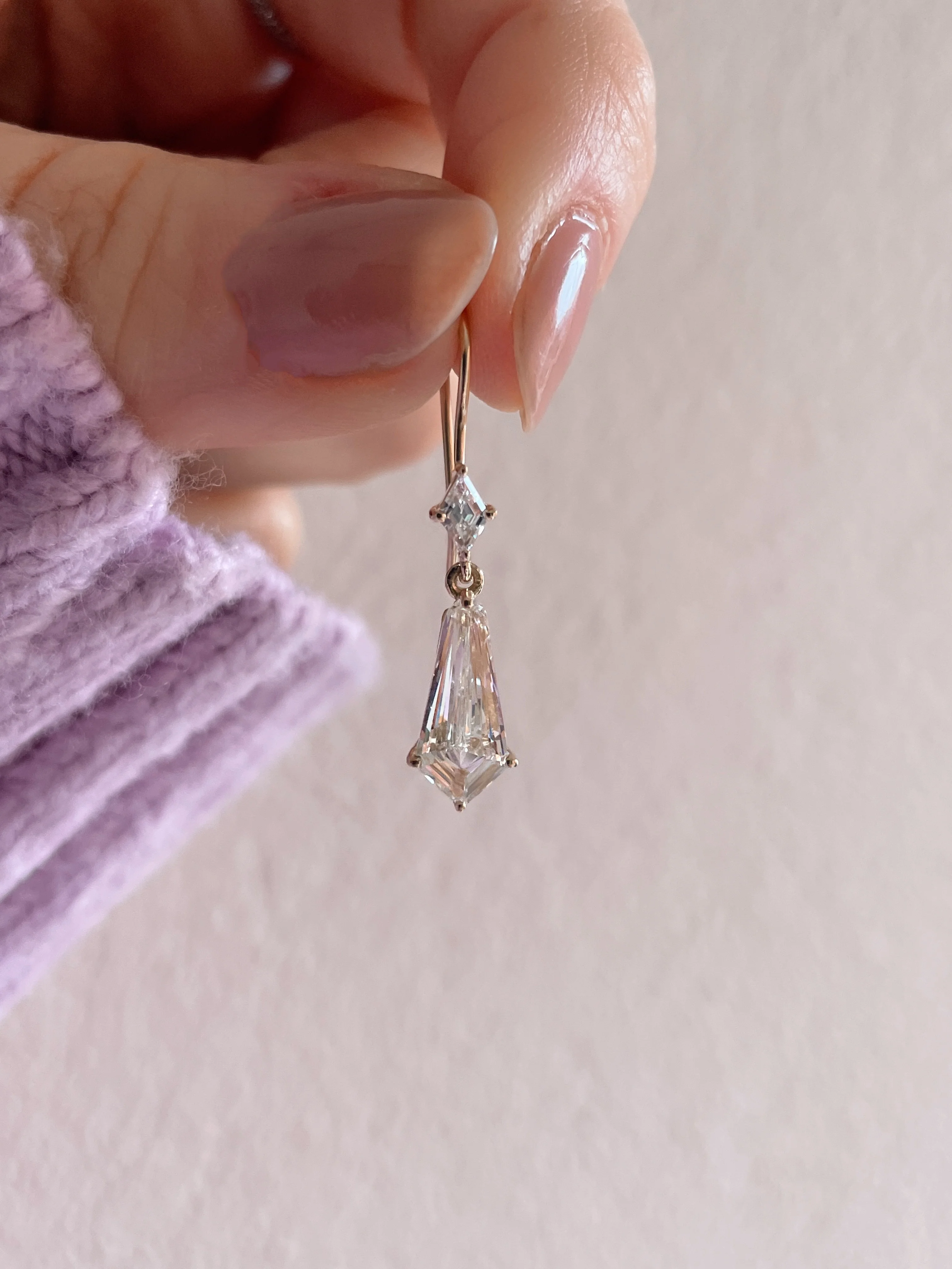 10k Yellow Gold Kite Dangle Earrings - Image 5