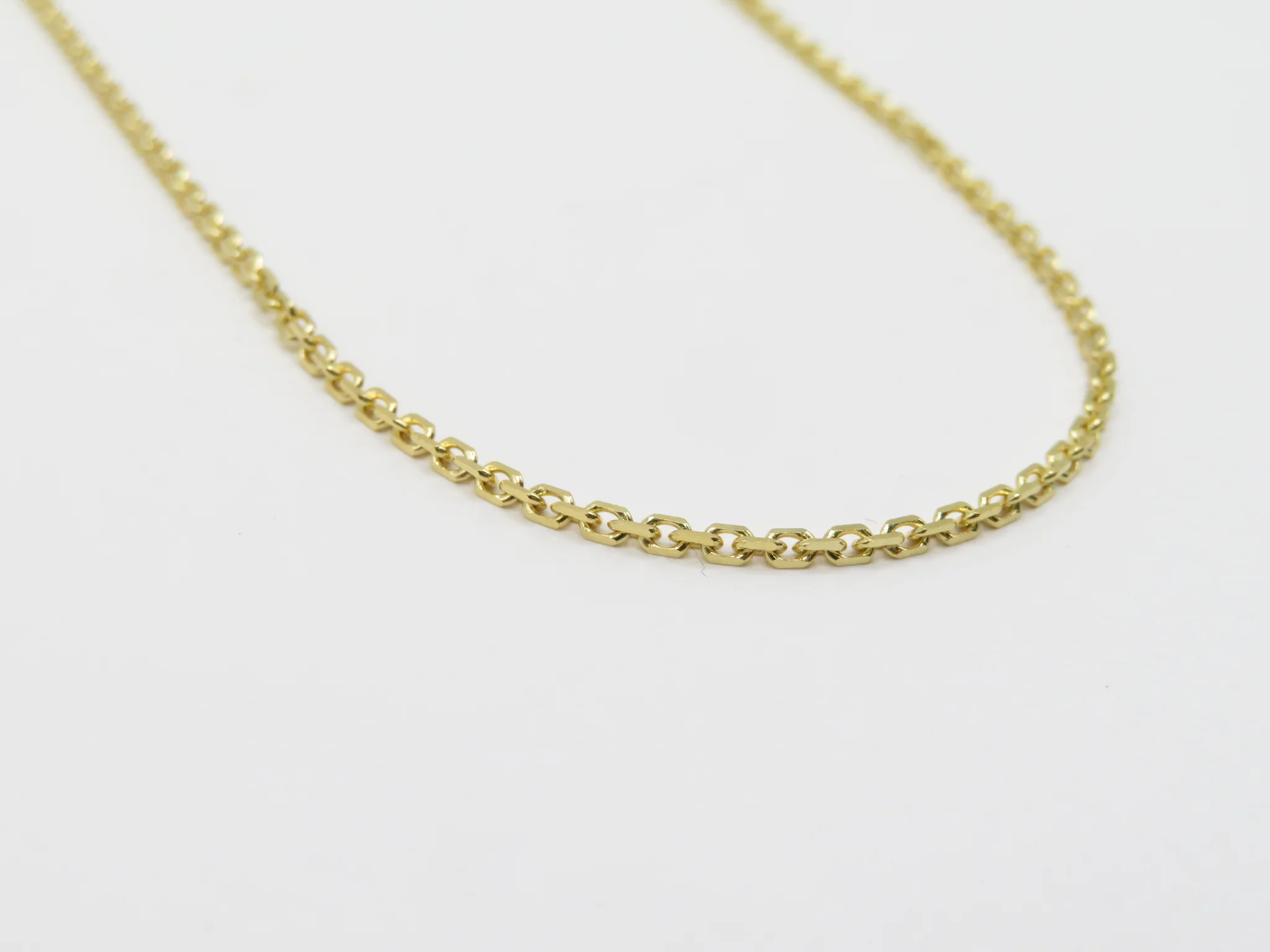 10k Yellow Gold Oval Cable - Image 4