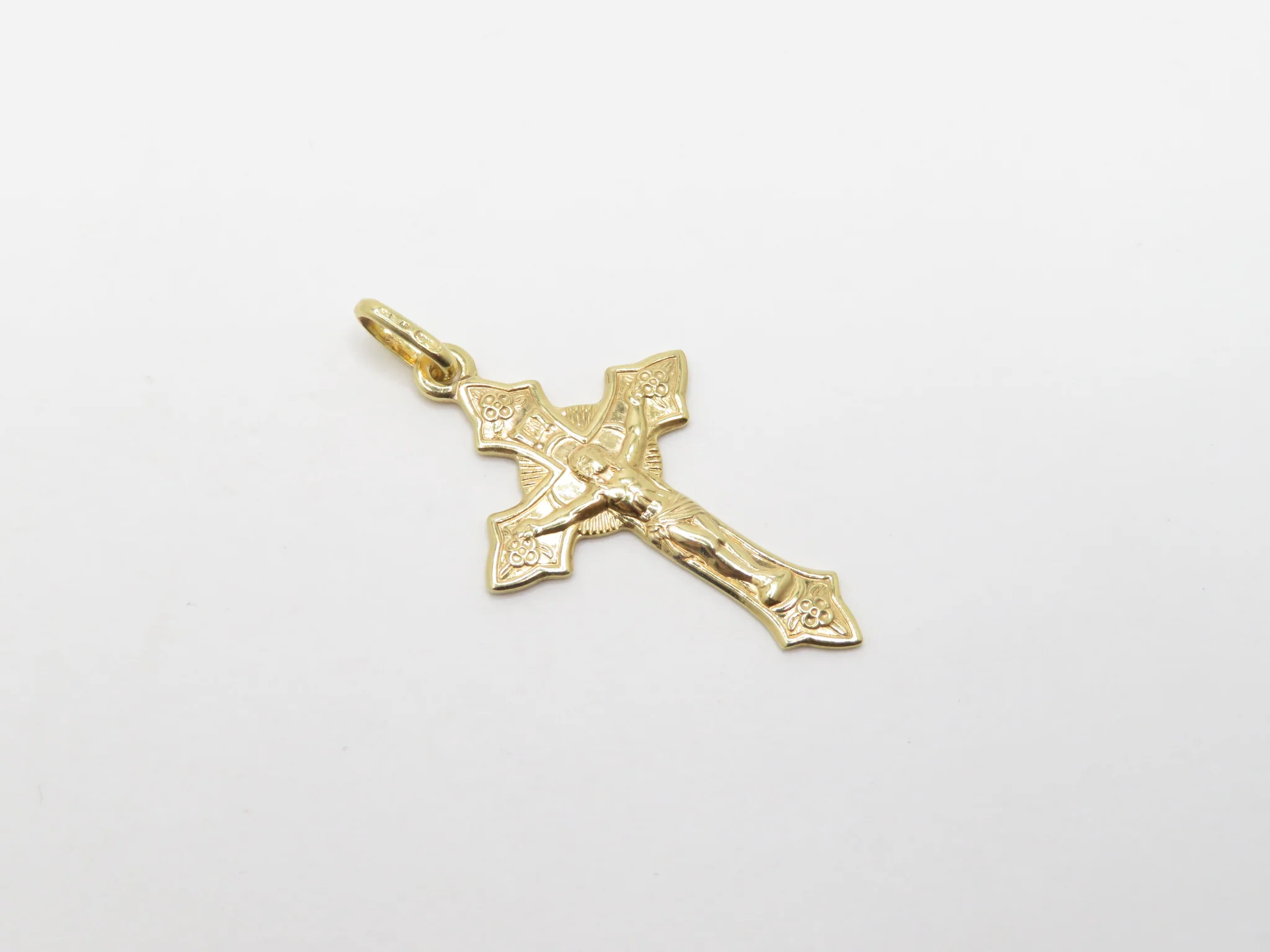 10k Yellow Gold Rosary Cross Pendant - Image 5