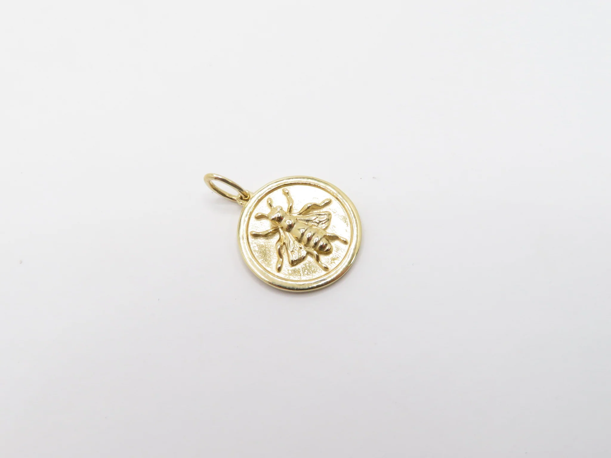 14k Yellow Gold Bumblebee Pendant - Image 2