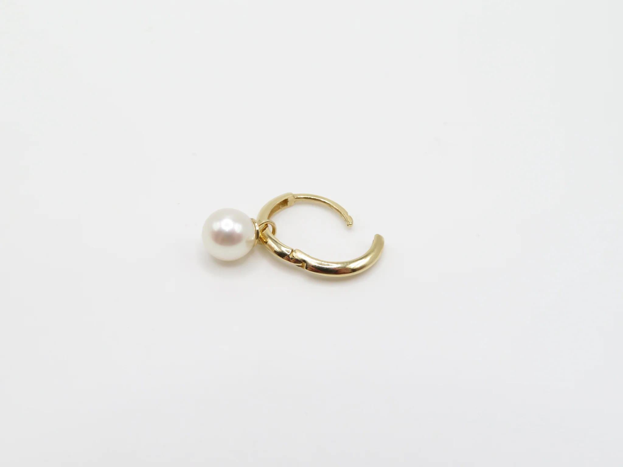 14k Yellow Gold Cultured Pearl Danglers - Image 13