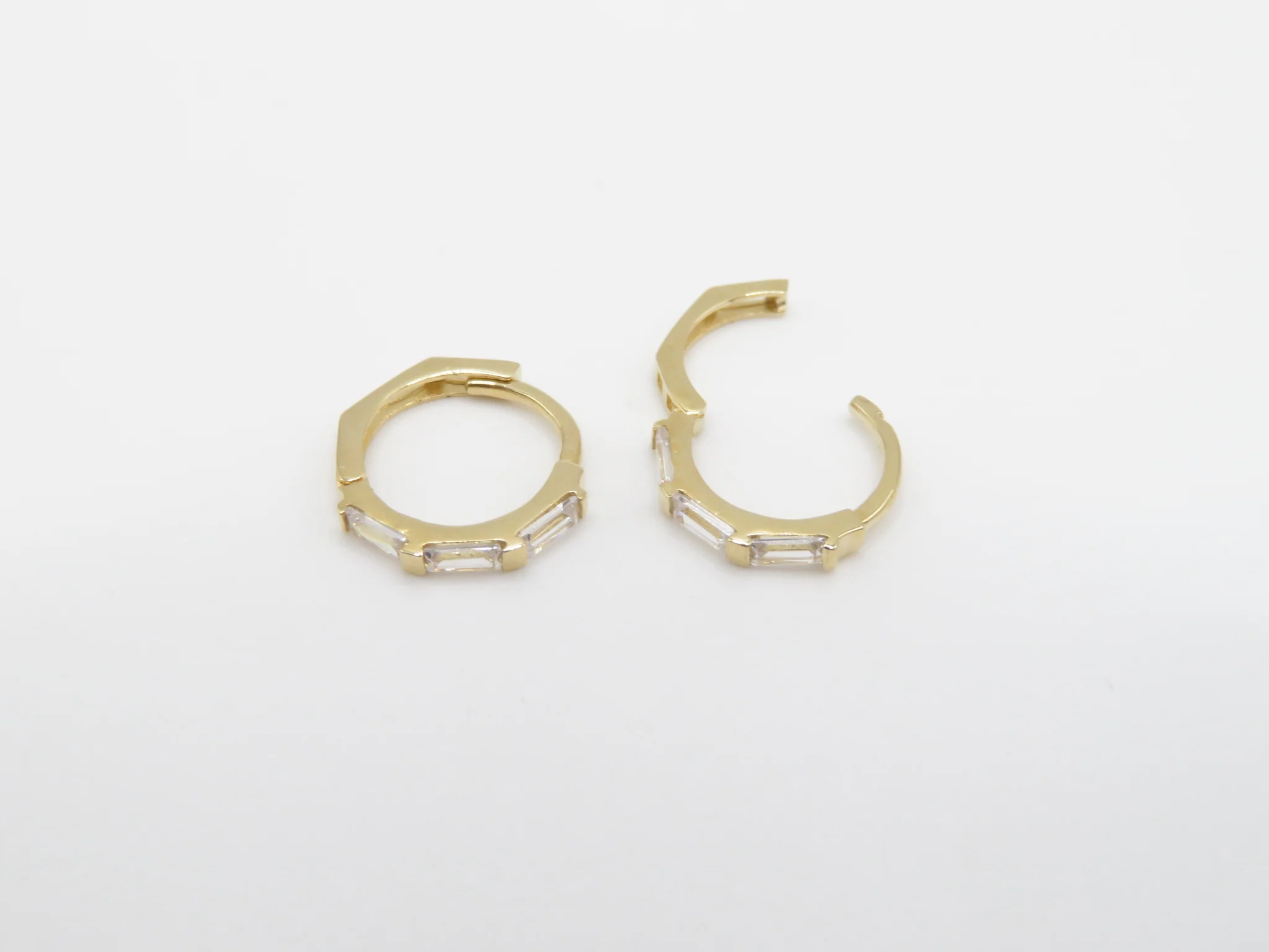 14k Yellow Gold CZ Baguette Huggie - Image 4