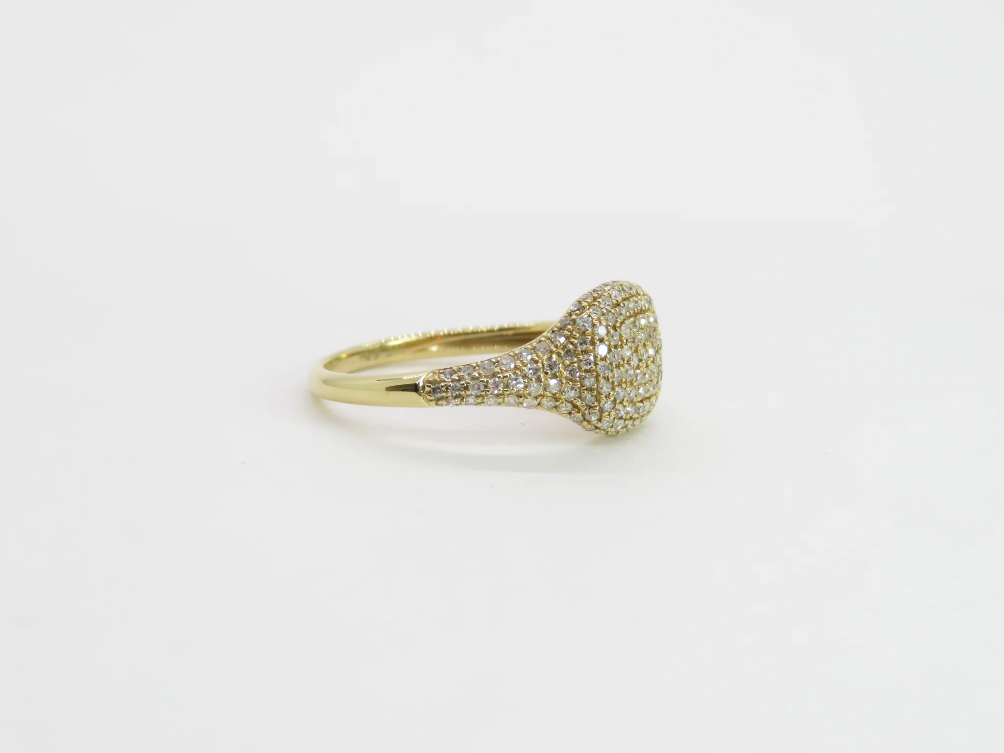 14k Yellow Gold Diamond Pavé Signet Ring - Image 4