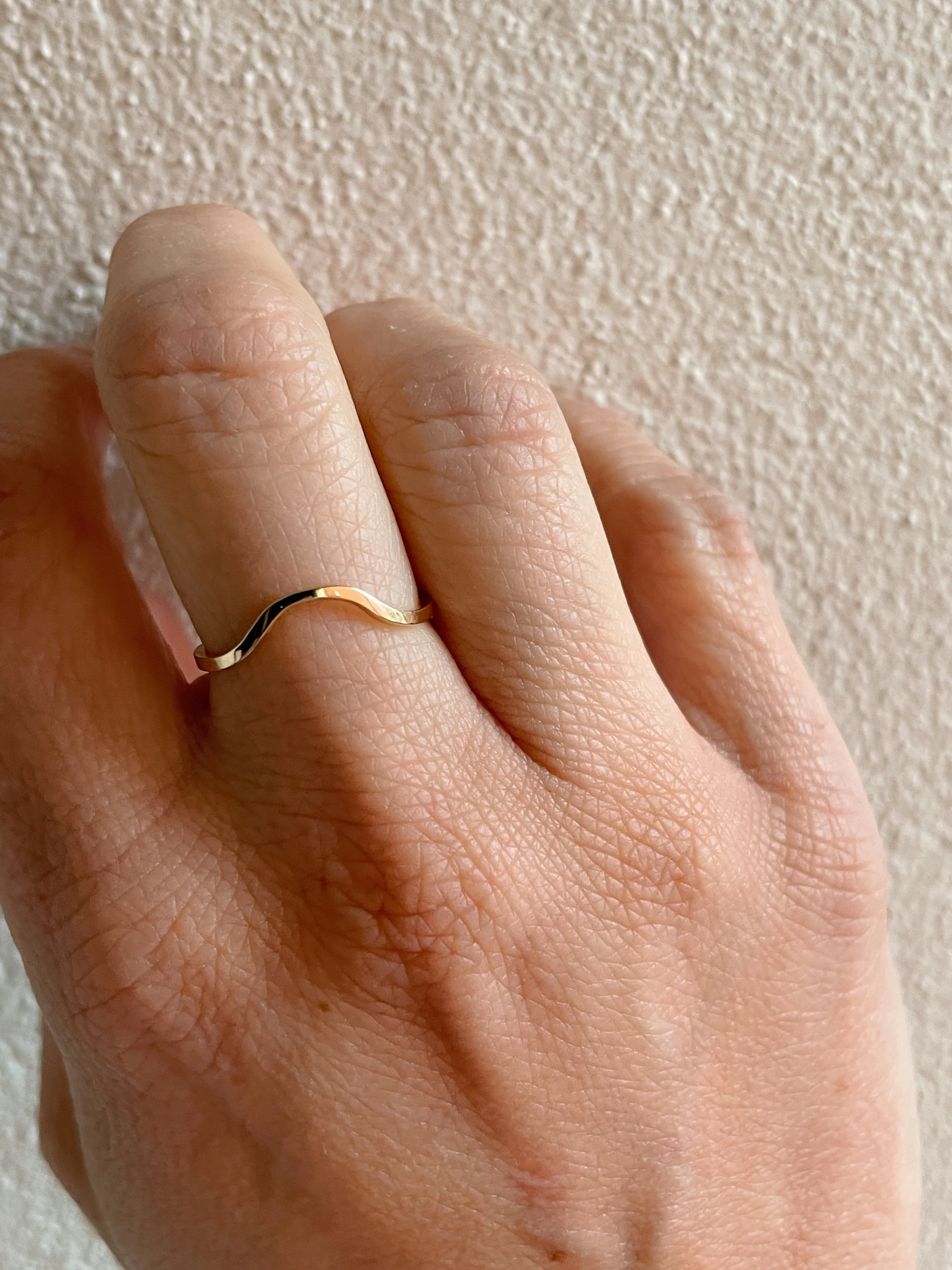 14k Yellow Gold Hunch Band - Image 2