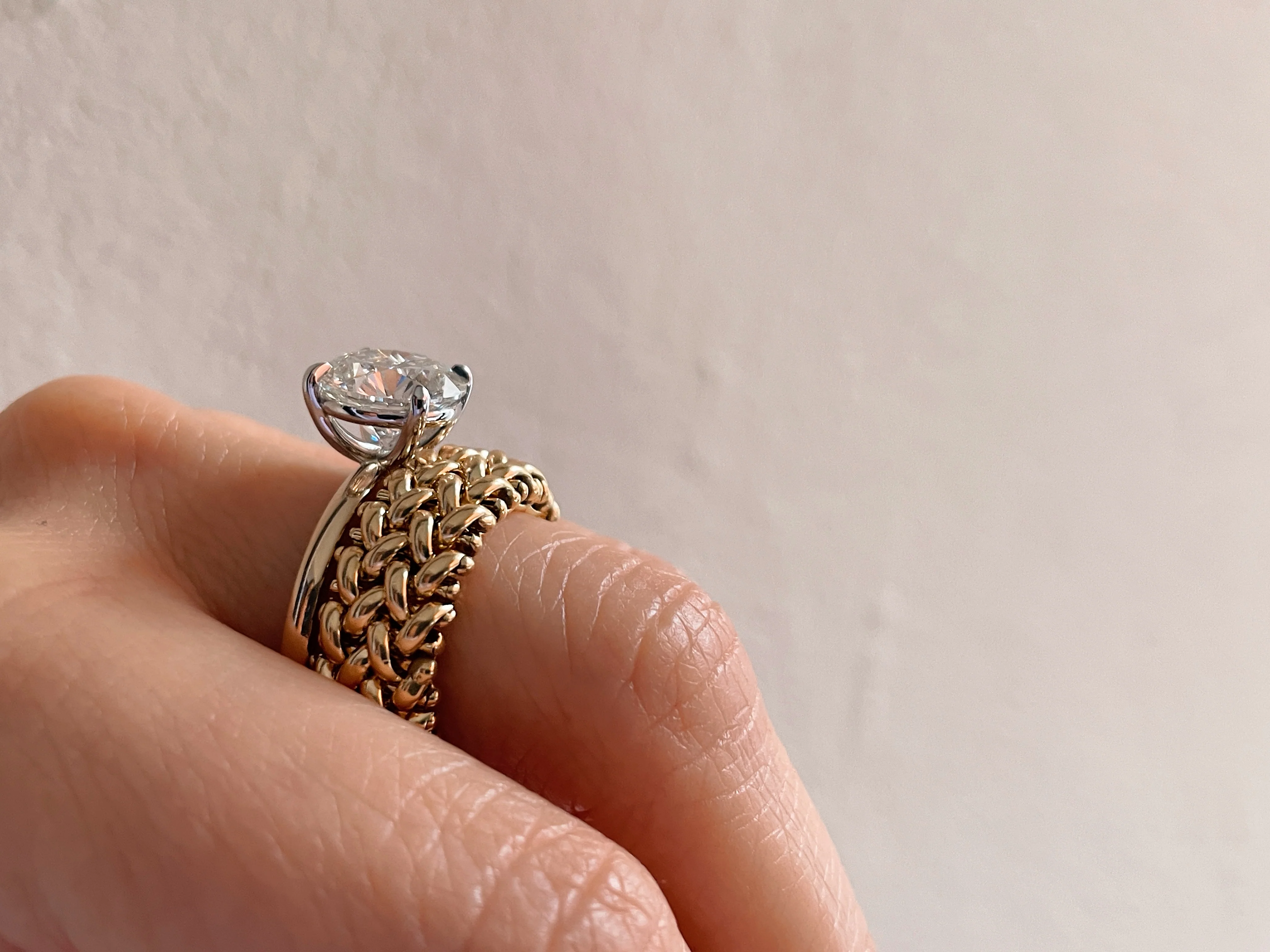 14k Yellow Gold Mesh Ring - Image 9