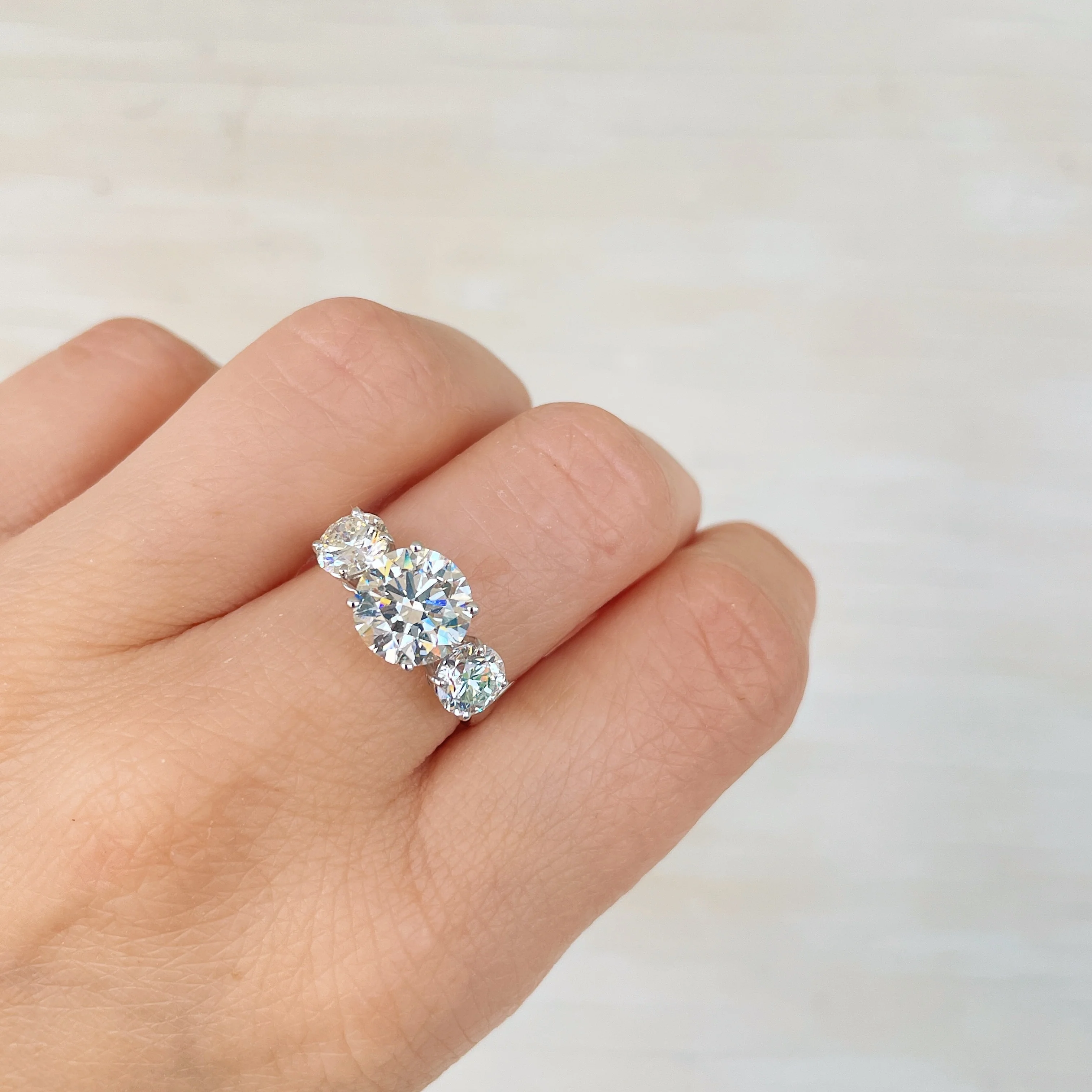14k Past Present Future Round LAB Ring