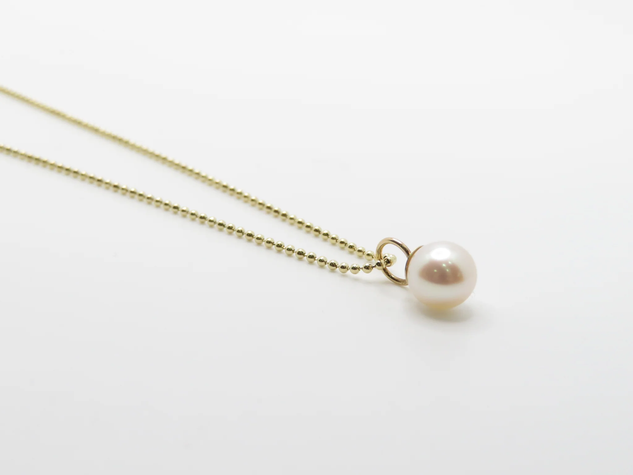 14k Yellow Gold Pearl Drop Tub Necklace