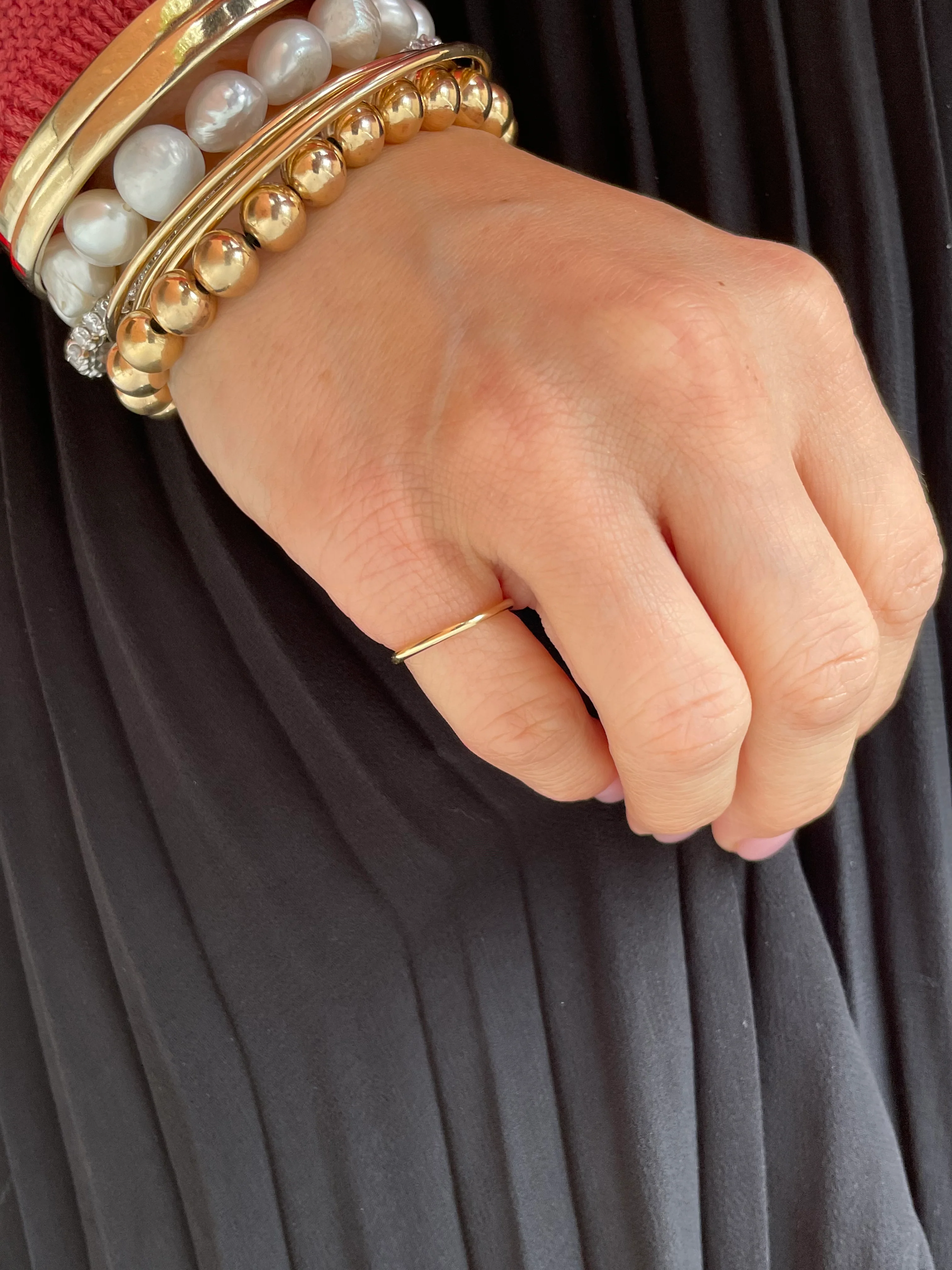 14k Yellow Gold Rounded Pinky Ring - Image 2