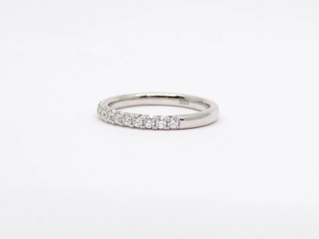 14k Diamond Fish Tail Band - Image 3