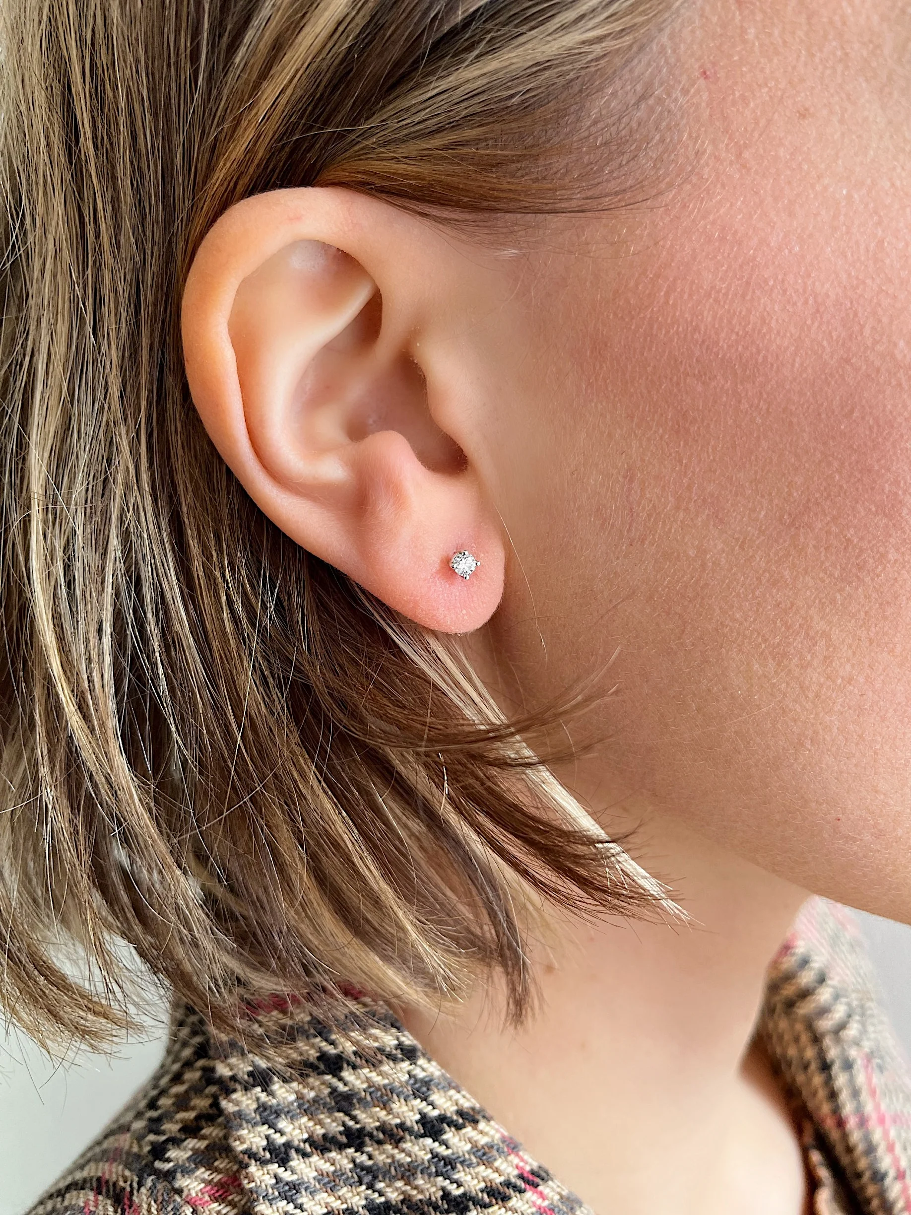 14k White Gold Natural Diamond Studs - Image 5