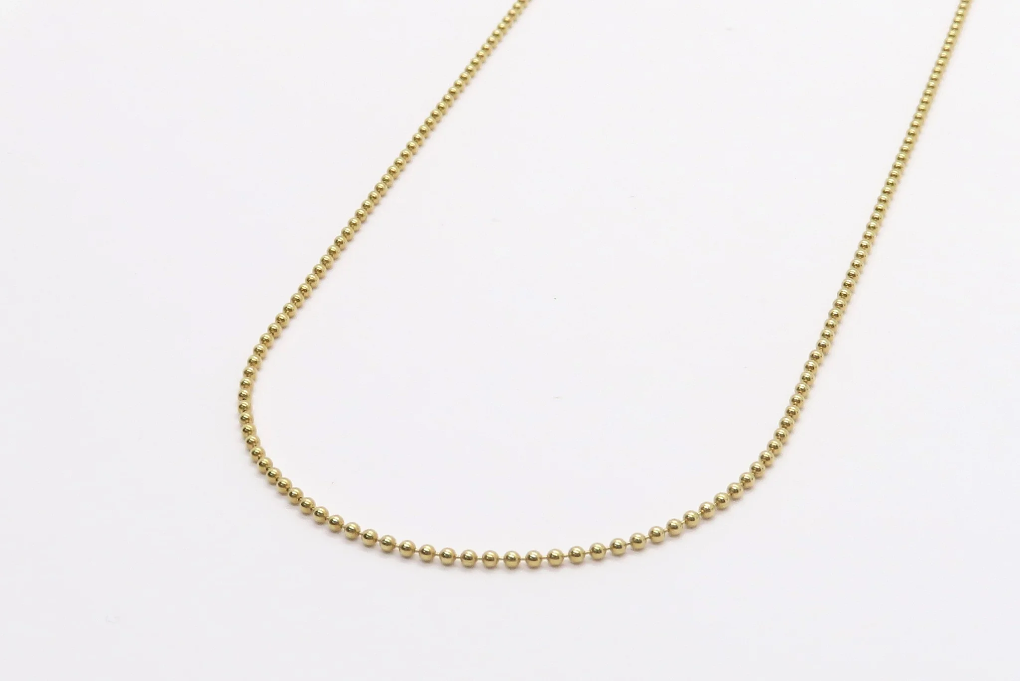 14k Yellow Gold Petite Tub Necklace