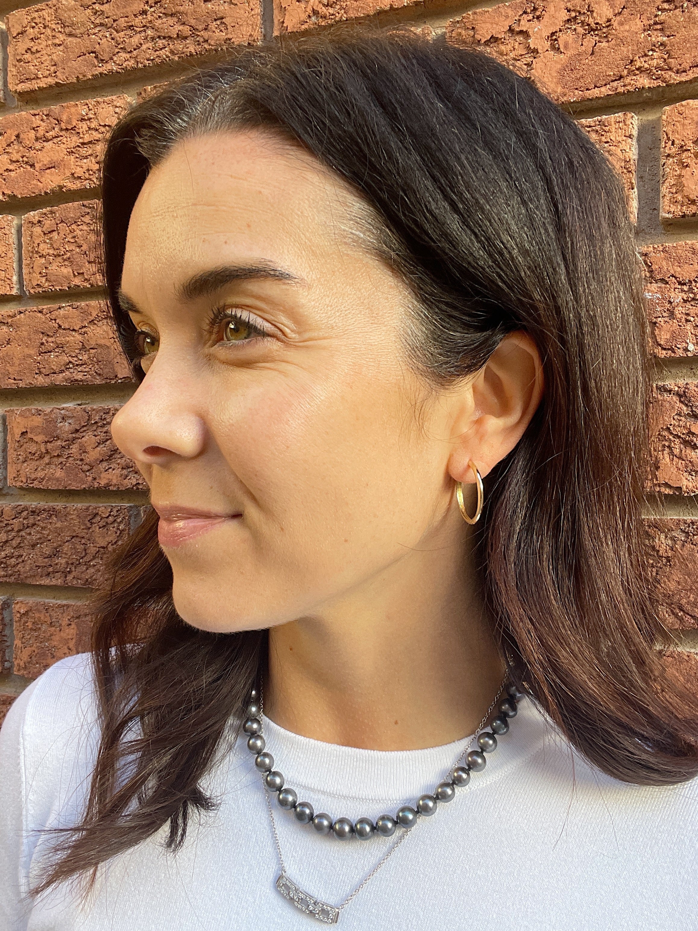 14k YG Plain Hinged Hoops - Image 10