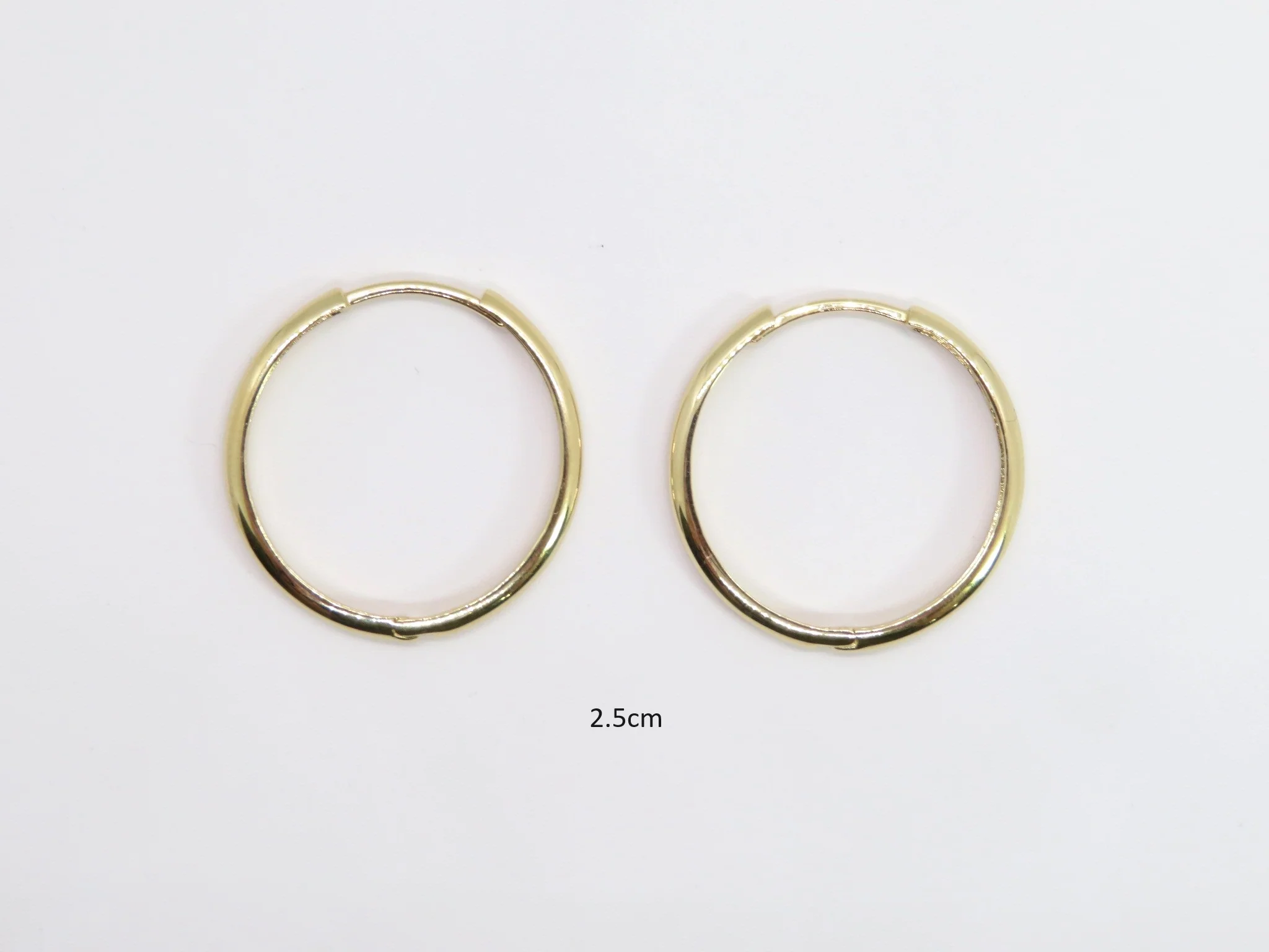 14k YG Plain Hinged Hoops - Image 9