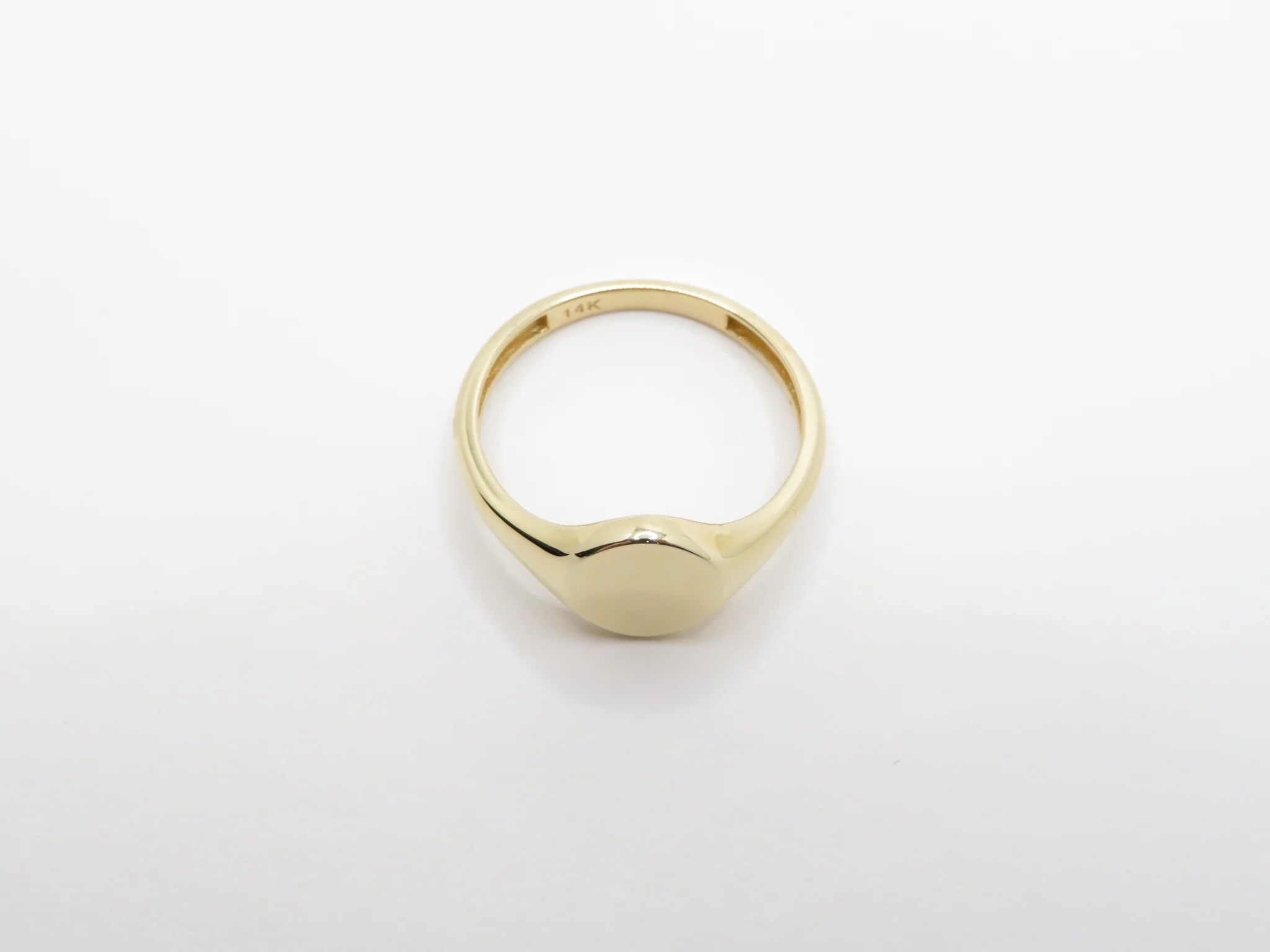 14k Yellow Gold Signet Ring - Image 7